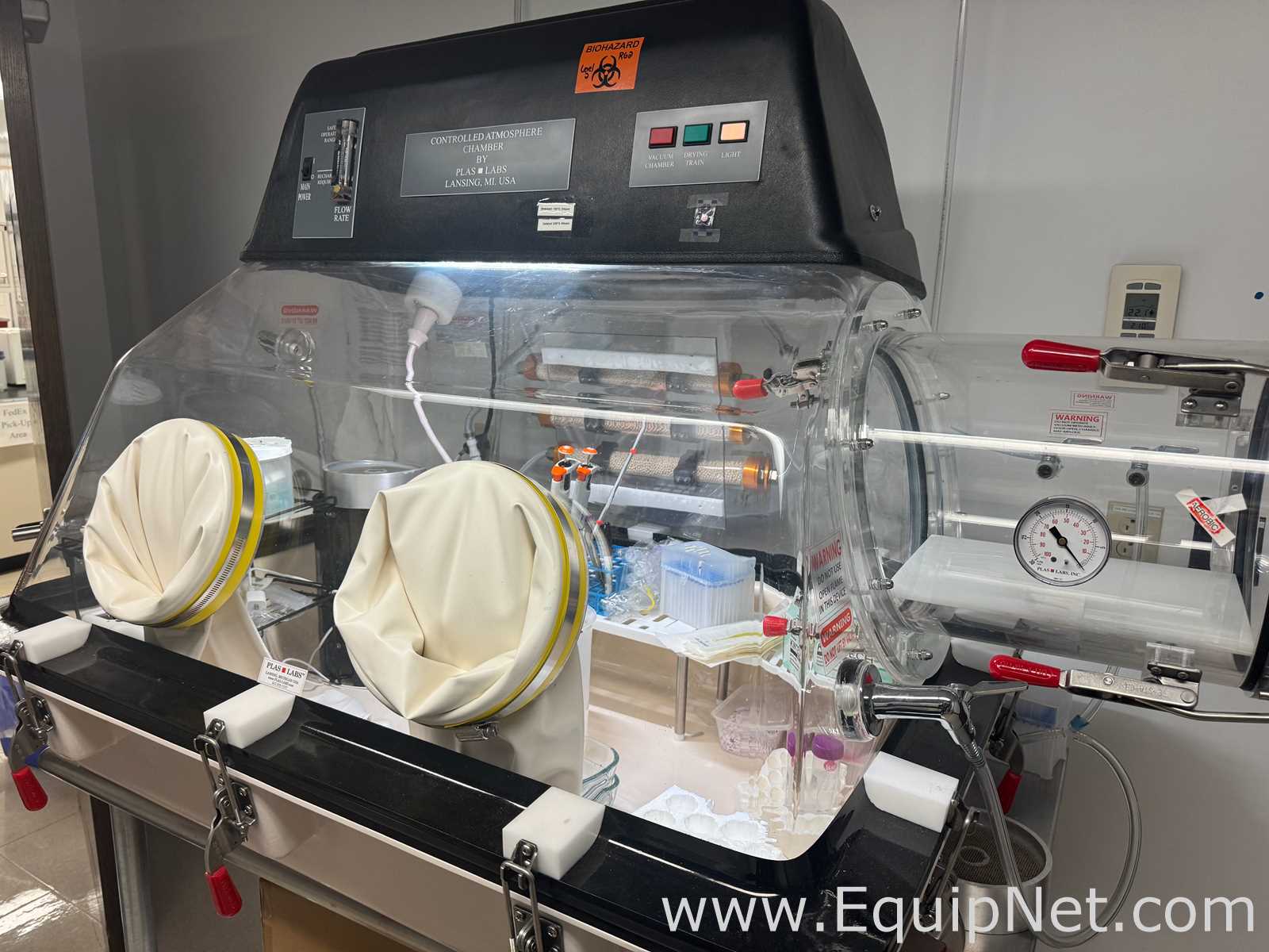 Plas Labs 855-AC Anaerobic Chamber