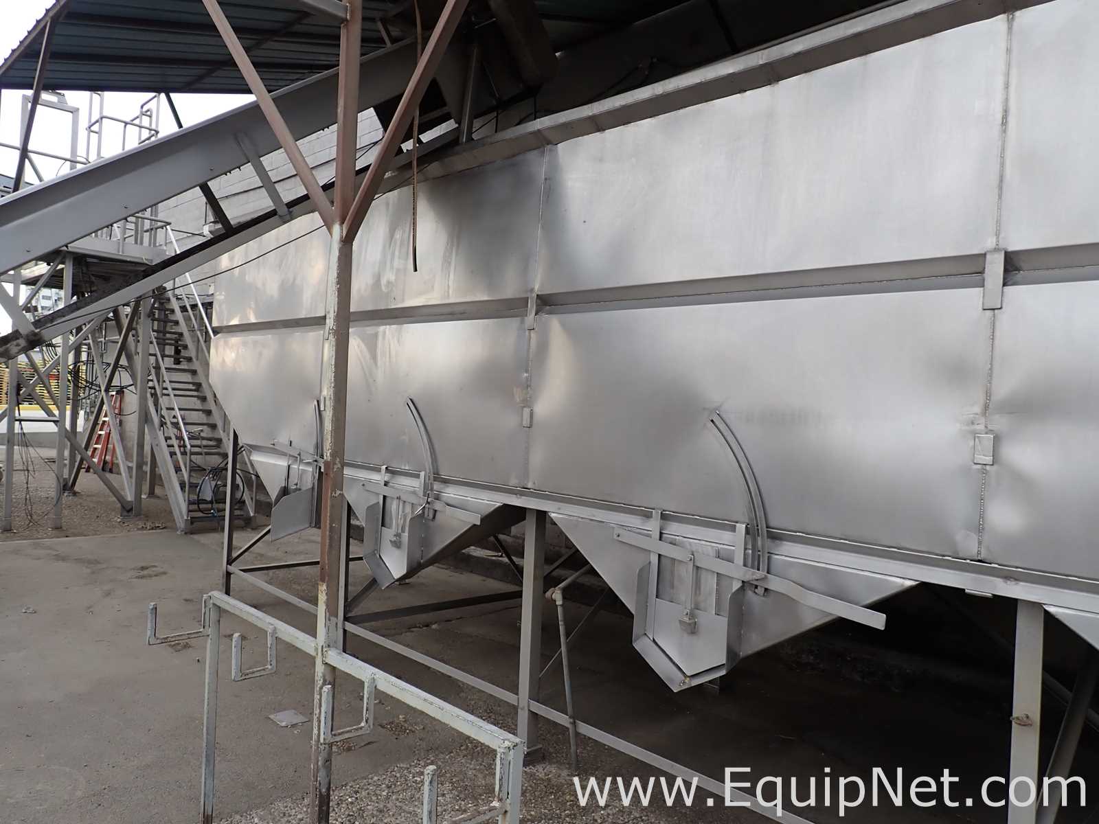 Group of 2 Stainless Steel Rectangular Bins 09-03
