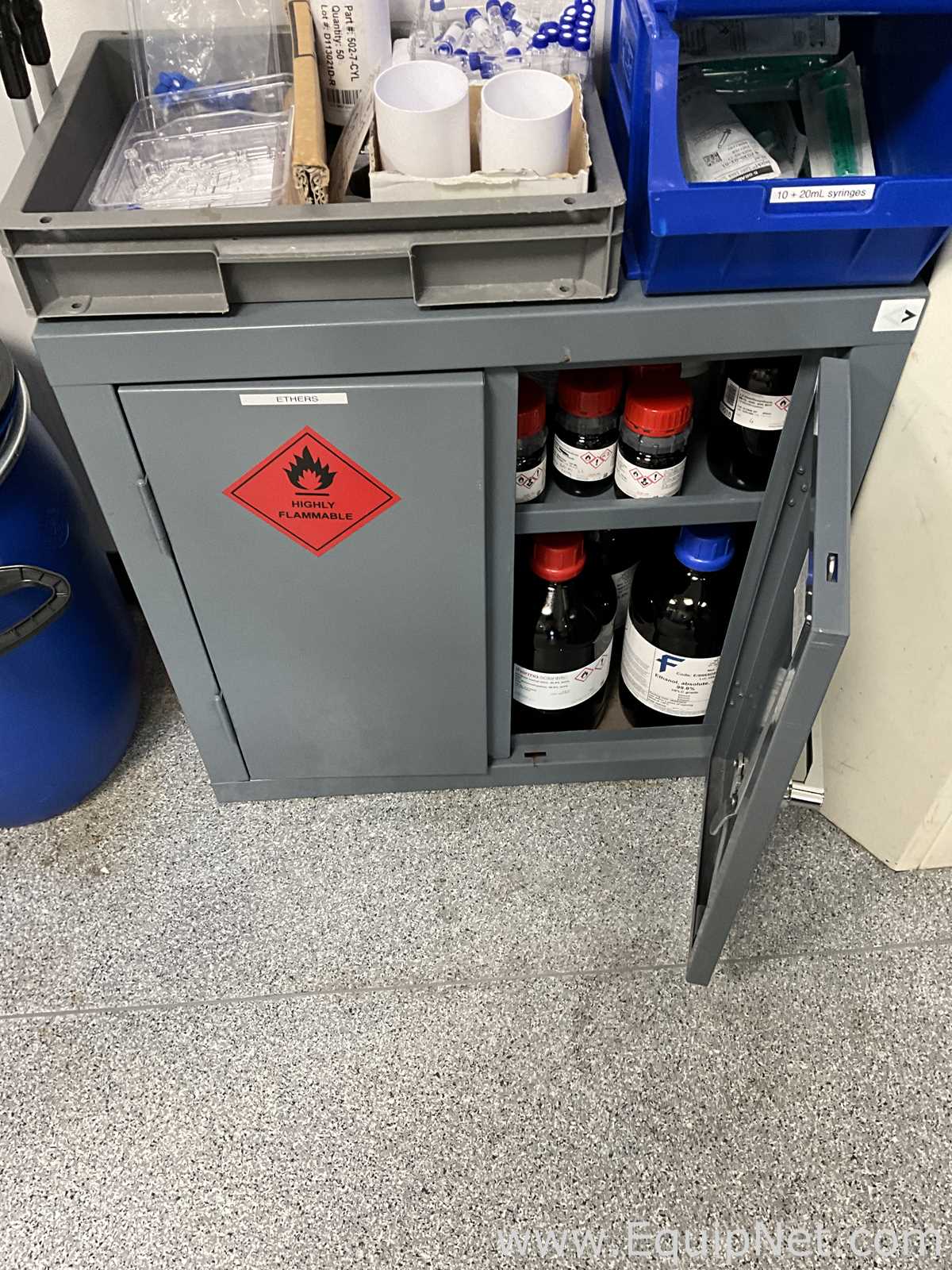 Gabinete de Almacenamiento de Inflamables Various Requisitos de aire  
