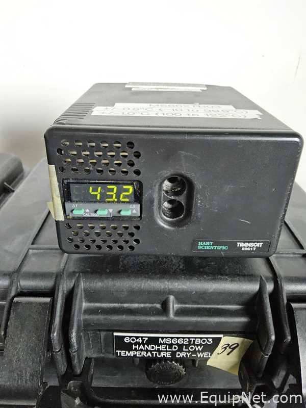 Lote de 2 Equipo de calibración Hart Scientific 9102S