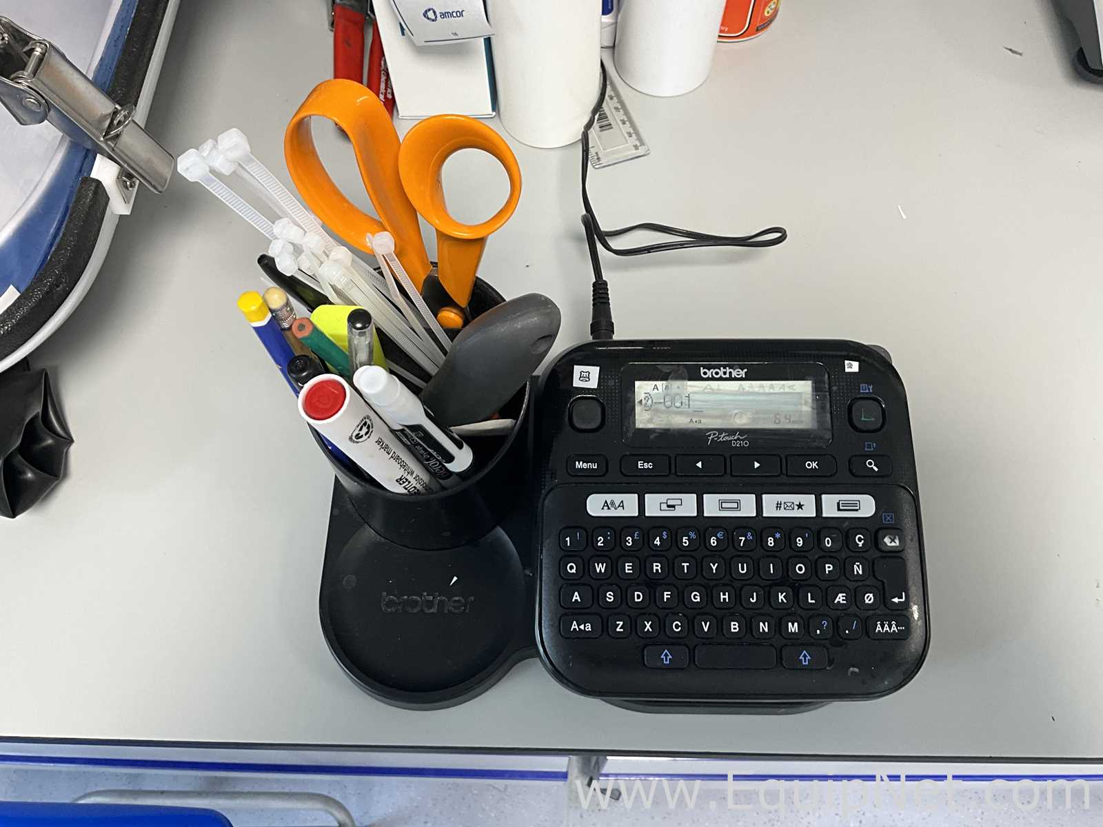 Brother P-touch D210 Adhesive Label Printer