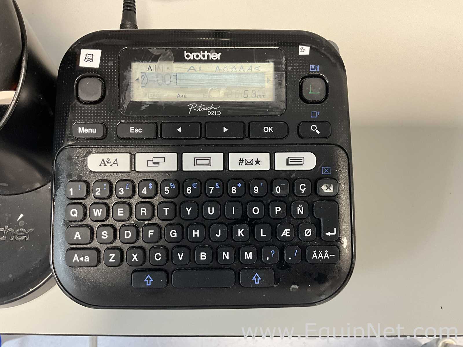 Brother P-touch D210 Adhesive Label Printer