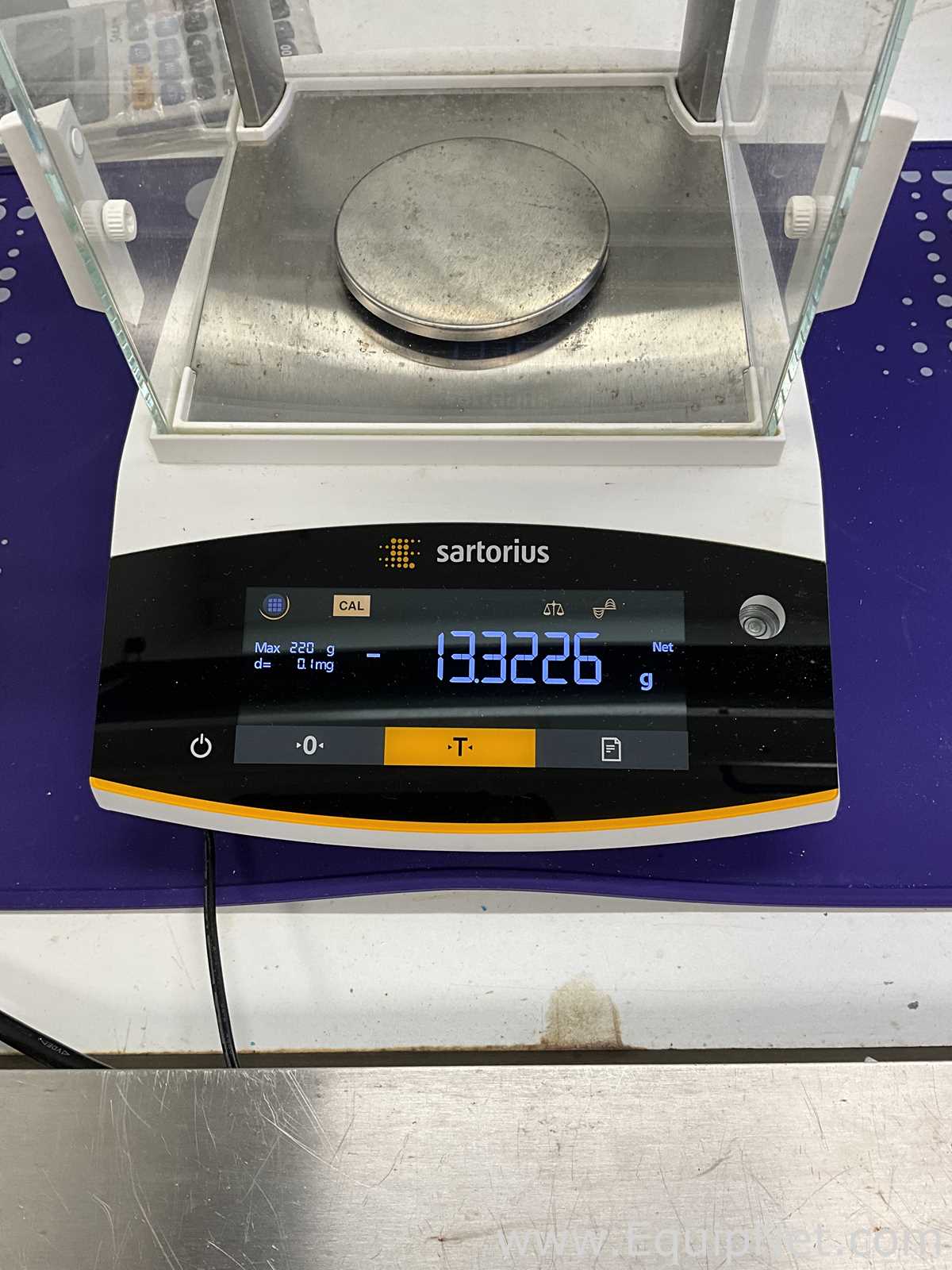 Sartorius BCE224I-1S Analytical Balance with Power Supply