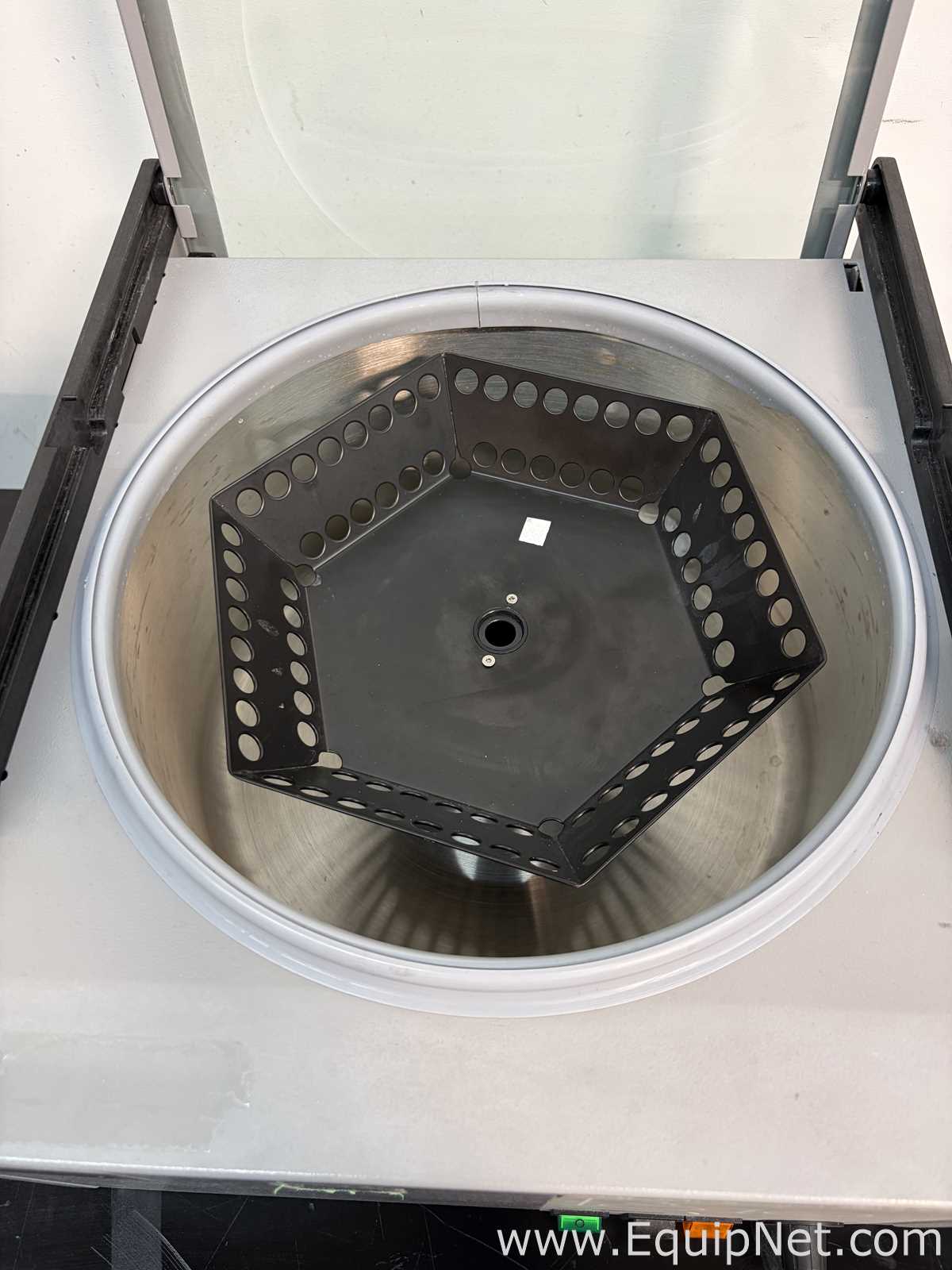 Centrífuga para Laboratórios Jouan RC10-10