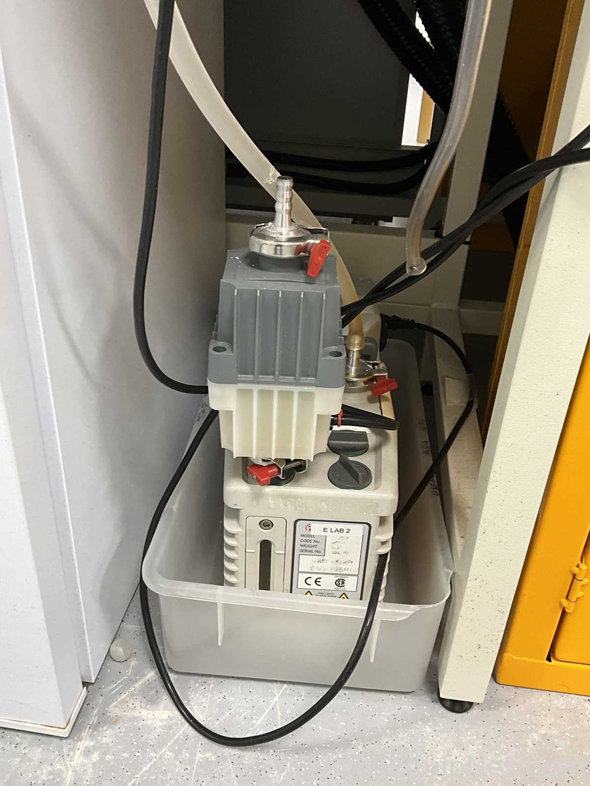 Fistreem ASY031.XX3.5 Laboratory Vacuum Oven with Edwards Vacuum Pump