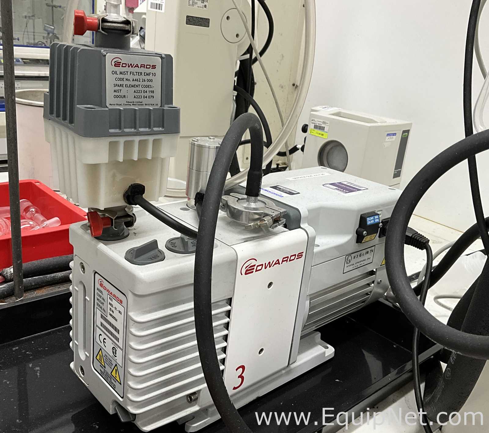 Edwards RV3 Vacuum Pump