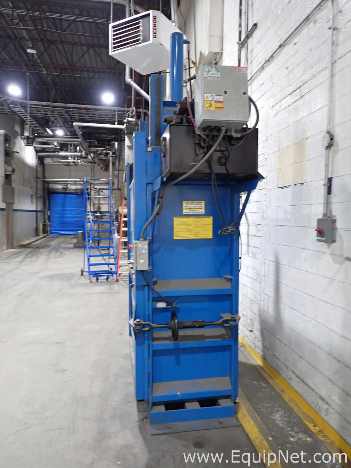 REI Rebel Vertical Baler 45-21P