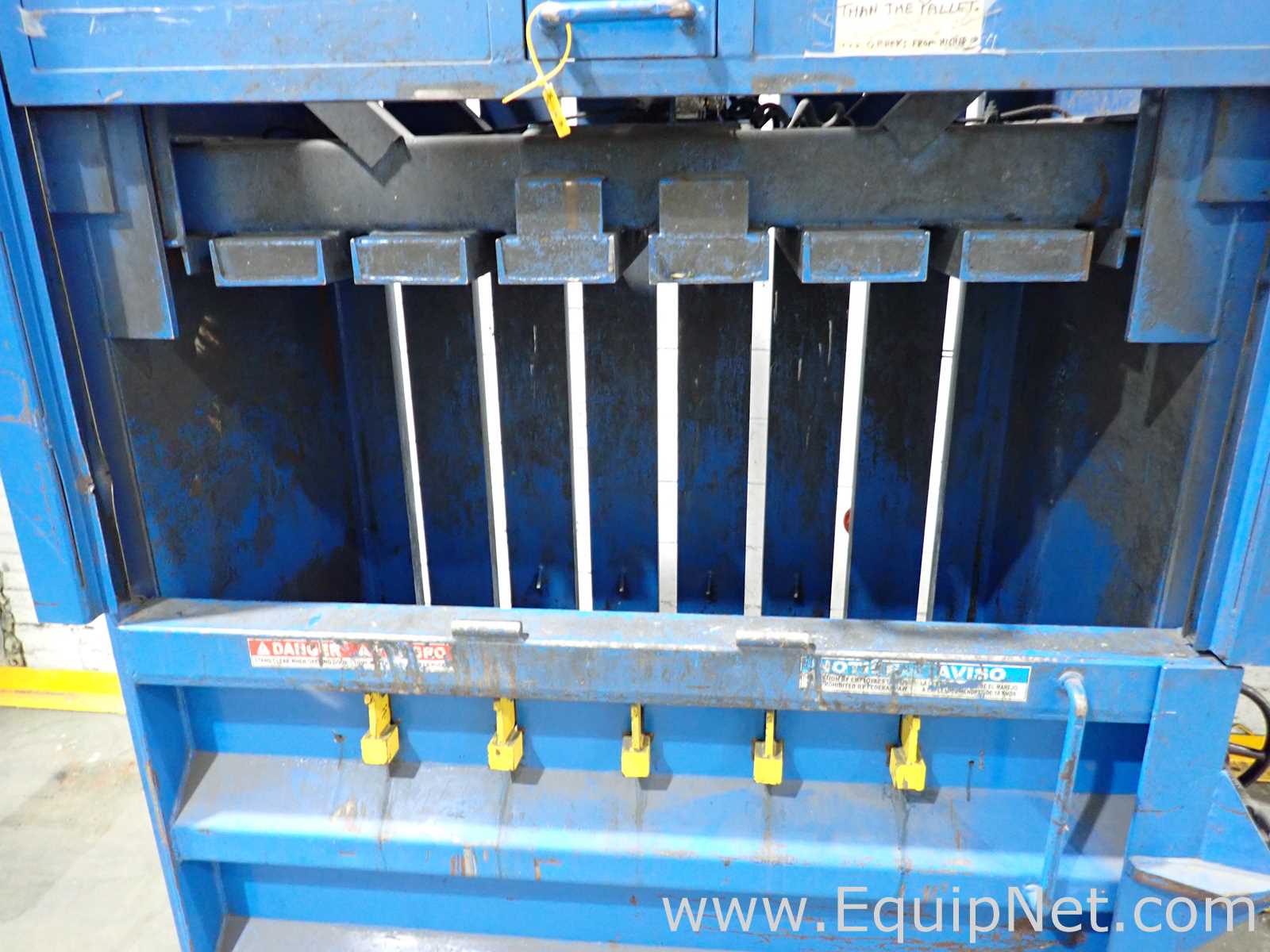 REI Rebel Vertical Baler 45-21P