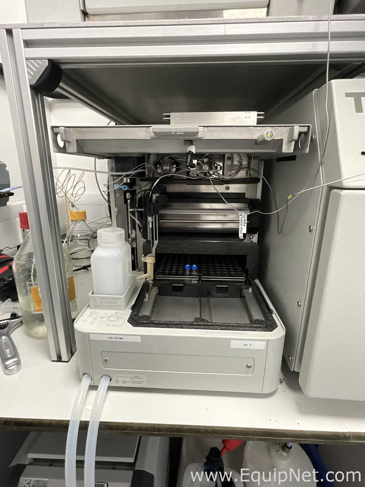 Thar Instruments SFC Fluid Delivery System and Analytical-2-Prep Oven with Waters Fraction Collector