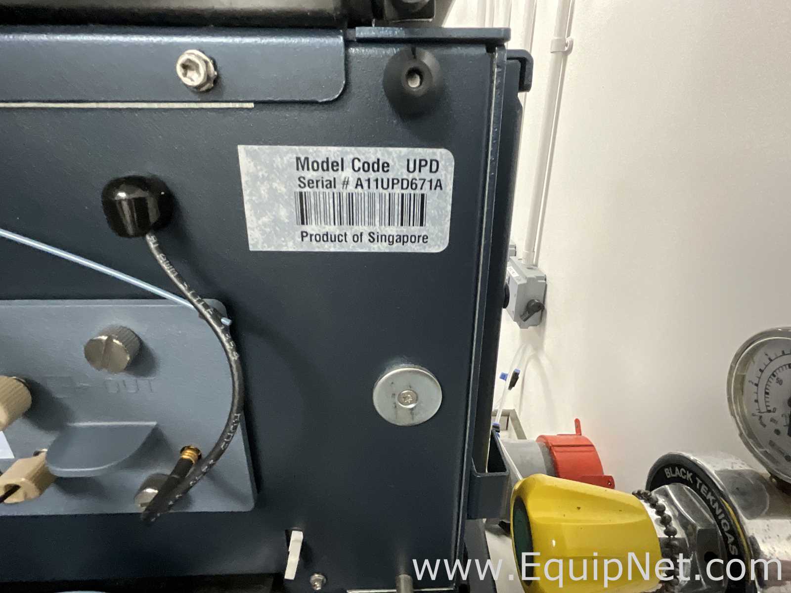 Waters Corporation Acquity UPLC with ELS, PDA and SQ Detectors