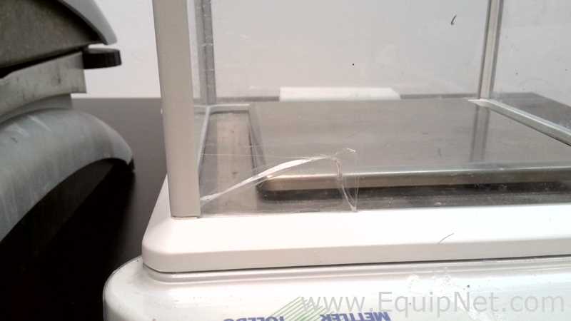 Lot of 7 Mettler Toledo Balances and Scales