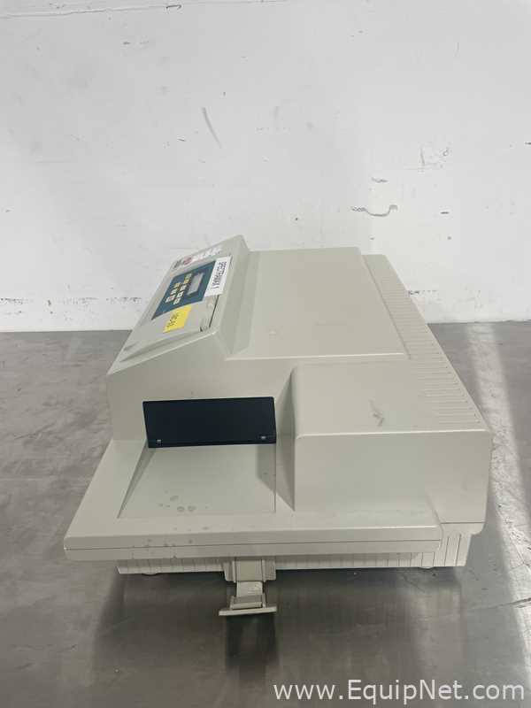 Molecular Devices Spectra Max Plus 384 Spectrophotometer