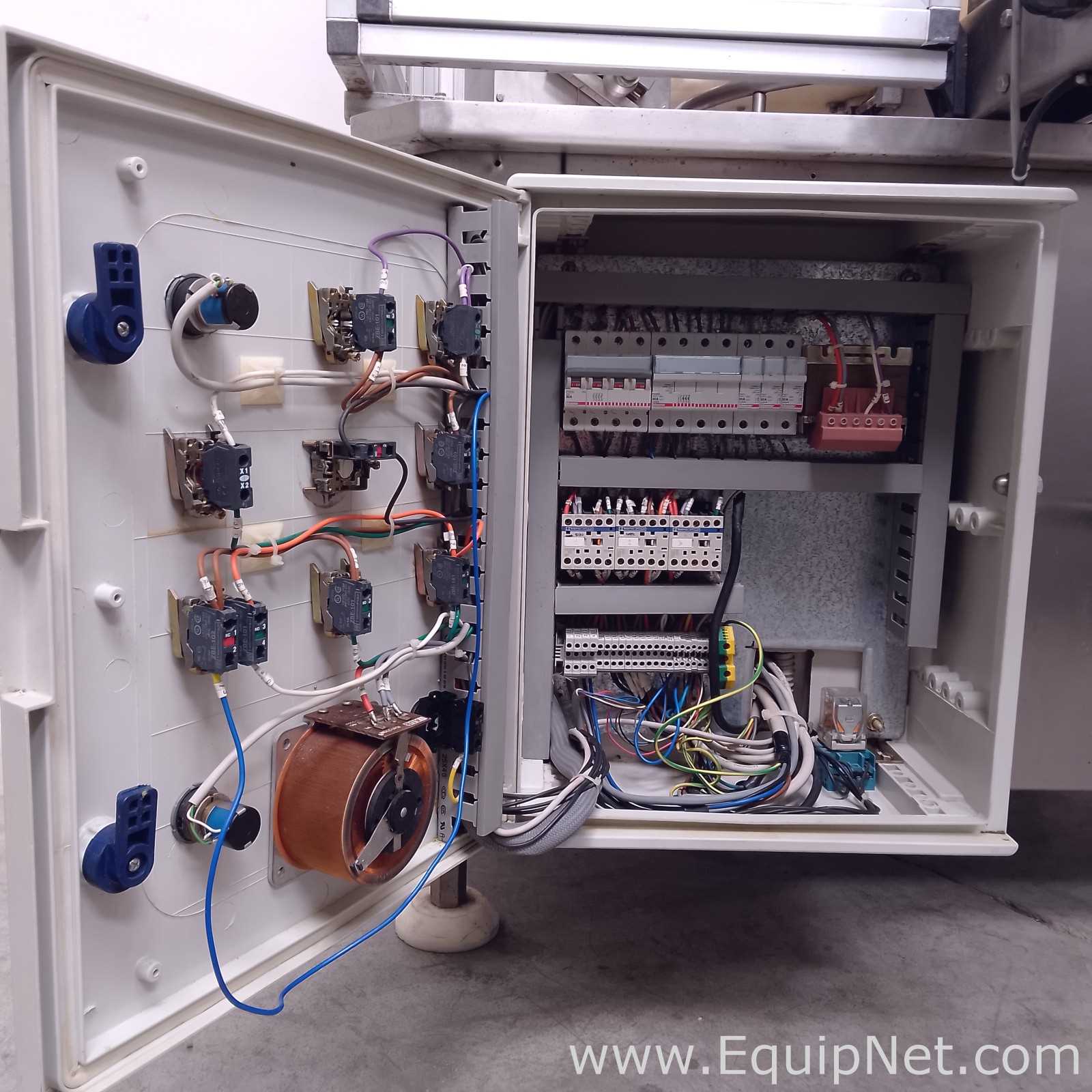 Comas RF1000 Monobloc Filler-Capper Combination