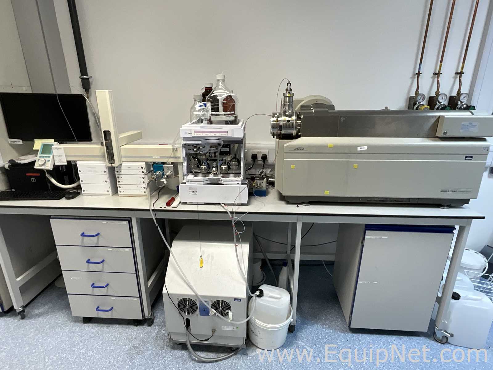 AB Sciex 4000 Q TRAP LC/MS Mass Spectrometer With Agilent Infinity 1290 HPLC System