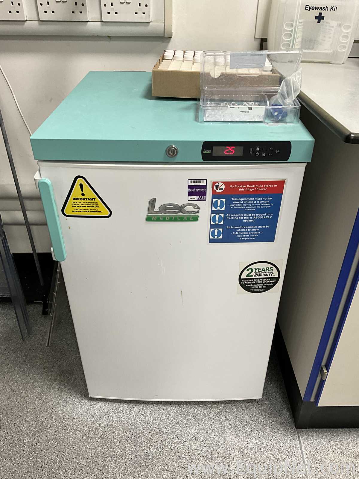 Lec Medical Undercounter Refrigerator