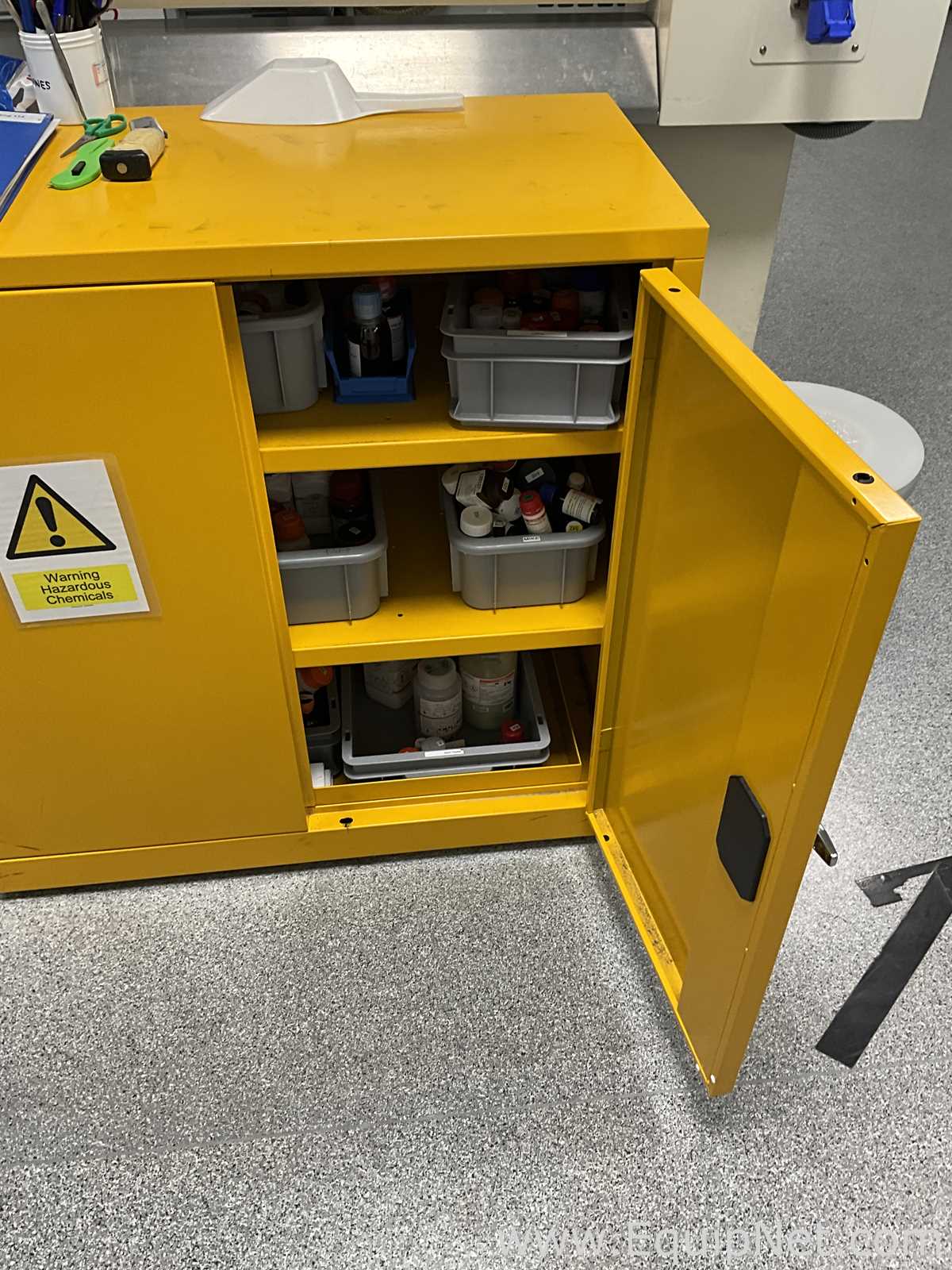Gabinete de Almacenamiento de Inflamables Various Requisitos de aire  