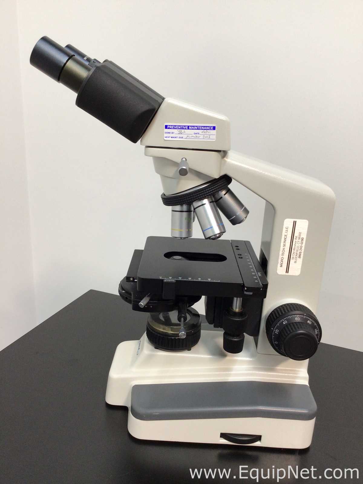 Microscópio VWR 89404-472