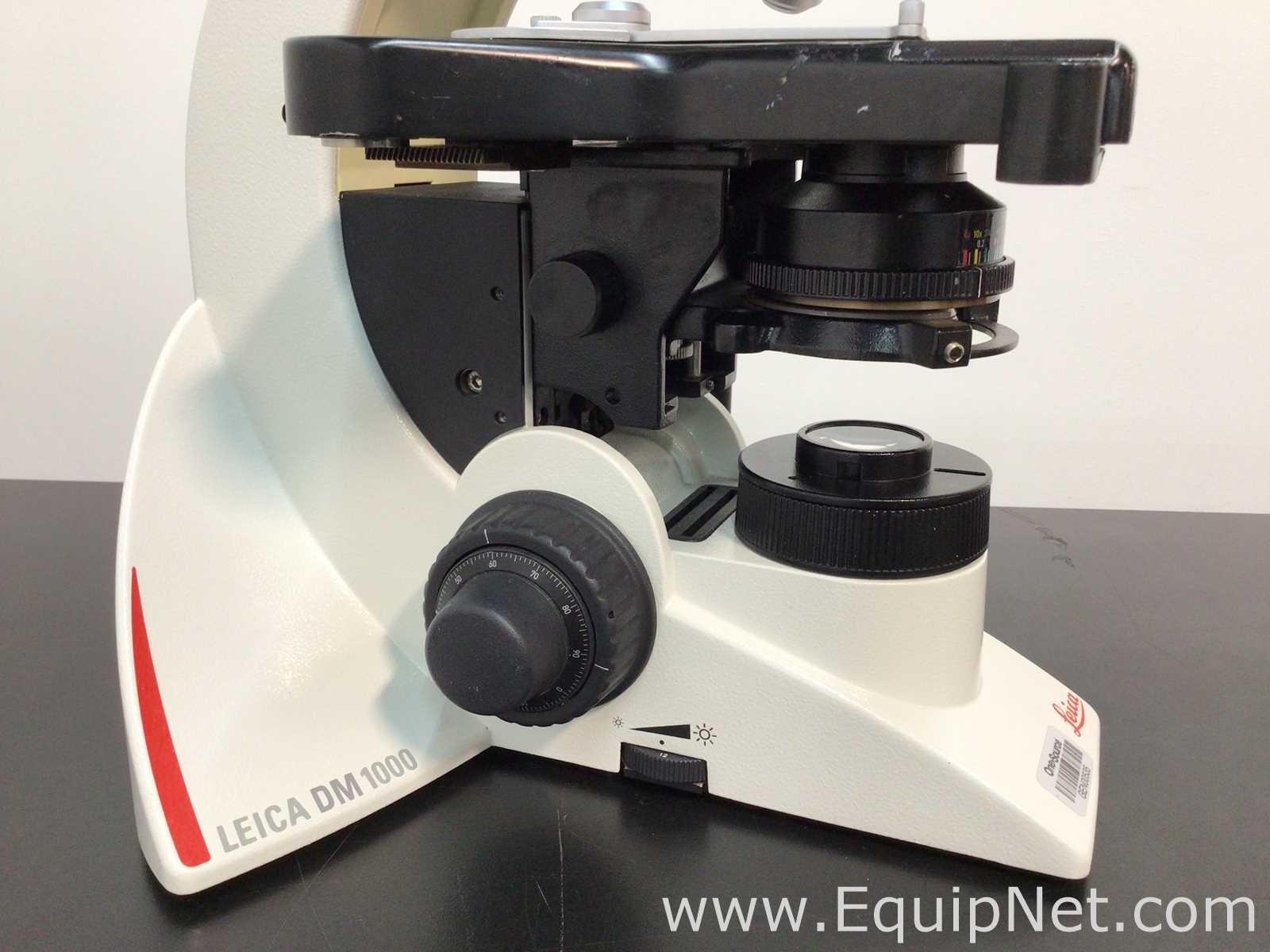 Leica DM1000 Binocular Microscope