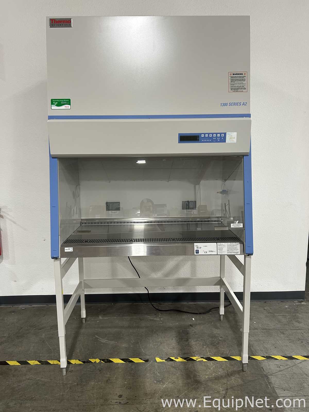 Cabina de Seguridad Biológica Thermo Fisher Scientific 1385