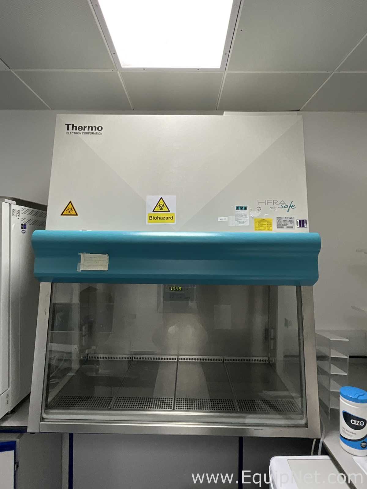 Cabine de Segurança Biológica Thermo Electron Corporation HeraSafe KS12