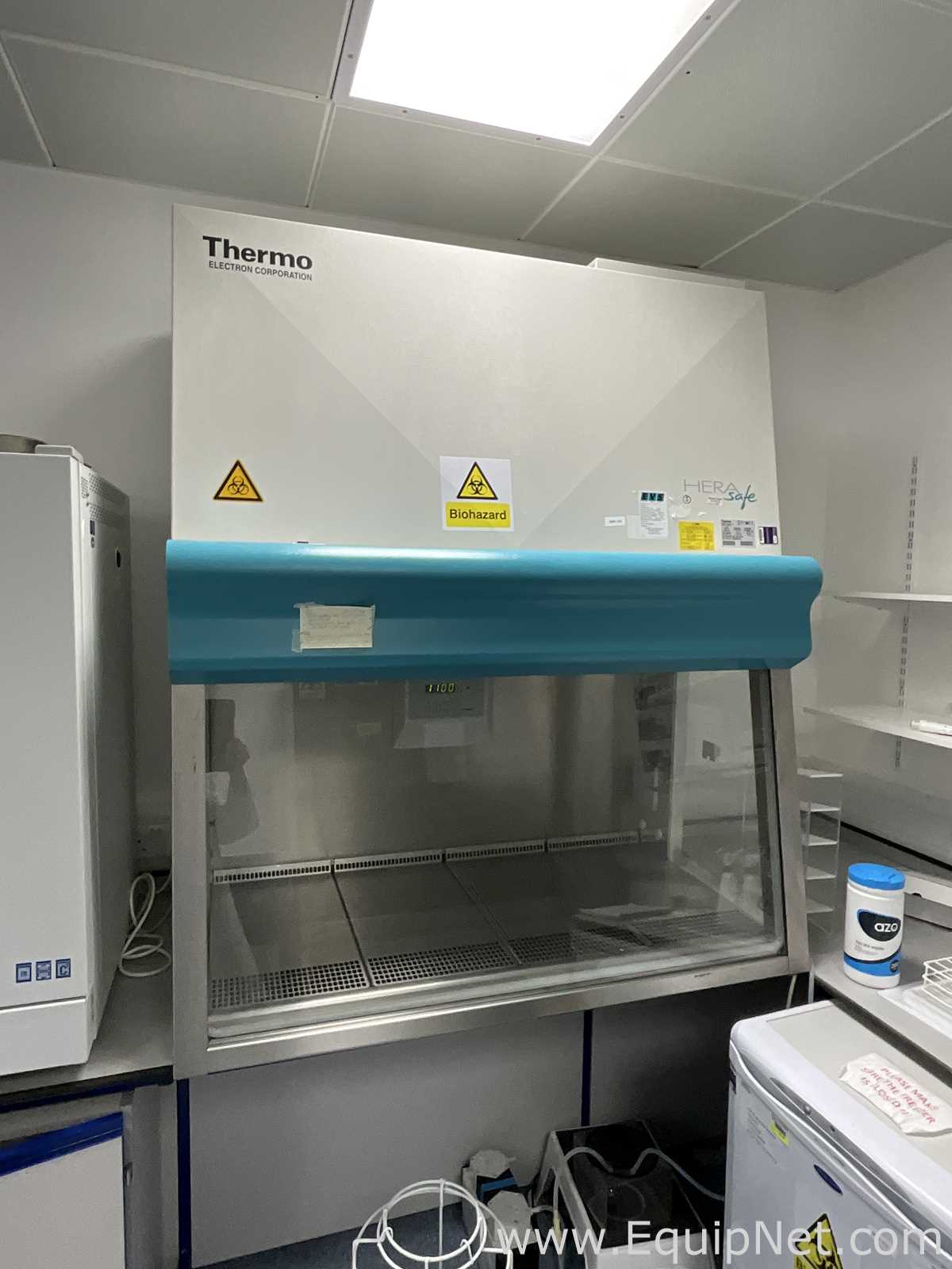 Cabine de Segurança Biológica Thermo Electron Corporation HeraSafe KS12
