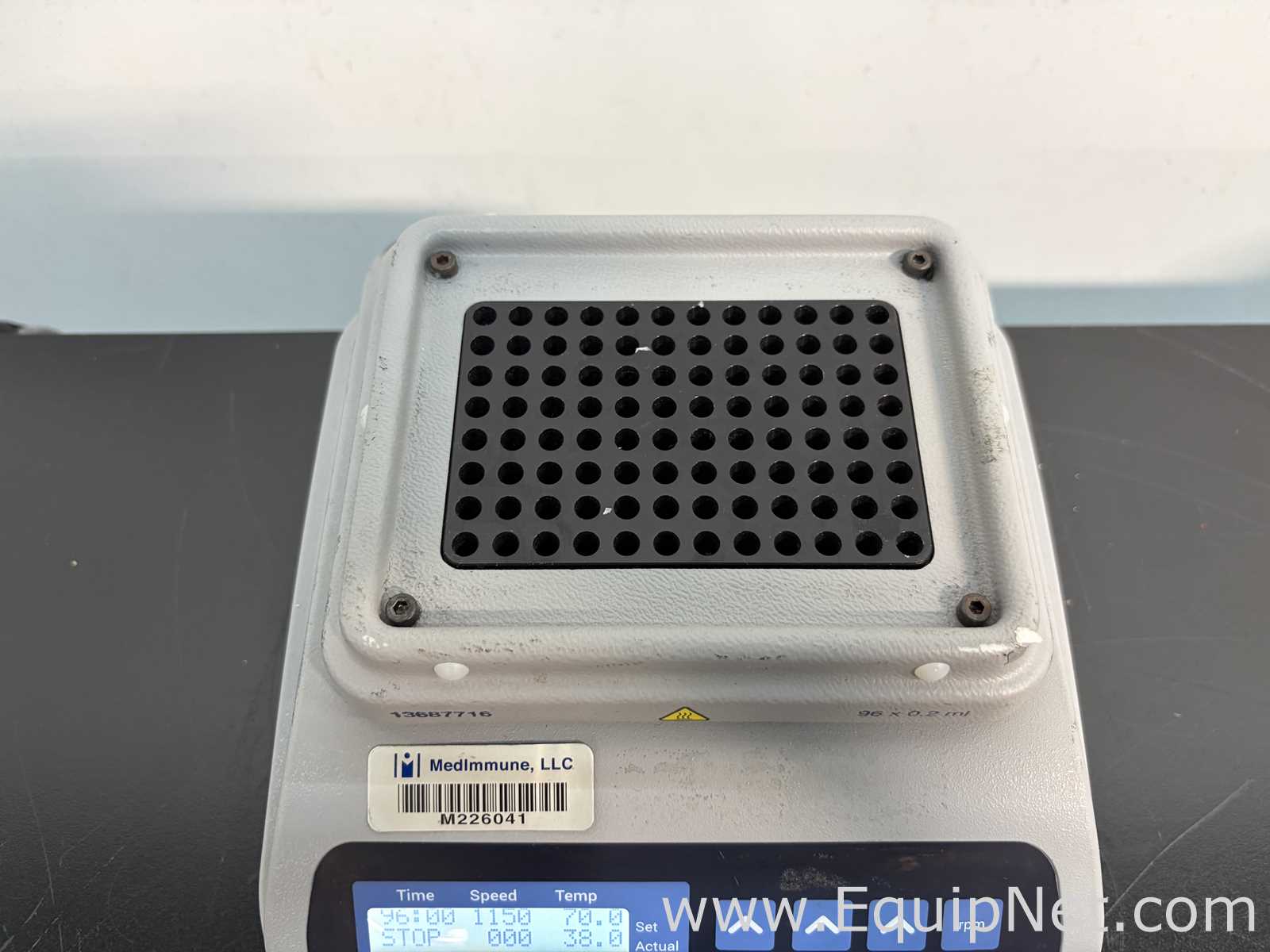 lote de  2 Misturador para Laboratórios Thermo Scientific 13687716