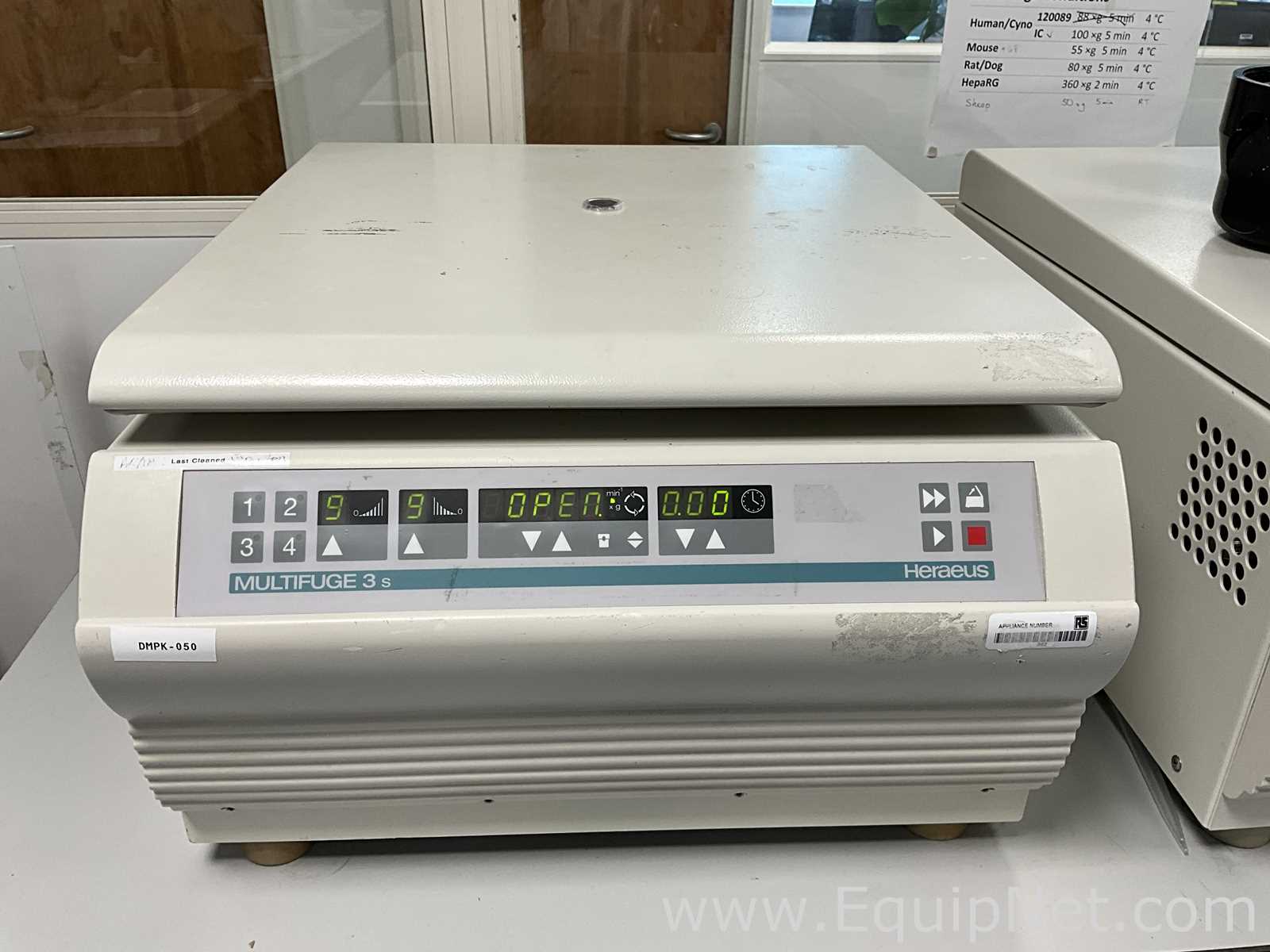 Centrífuga para Laboratórios Thermo Electron Corporation Multifuge 3S
