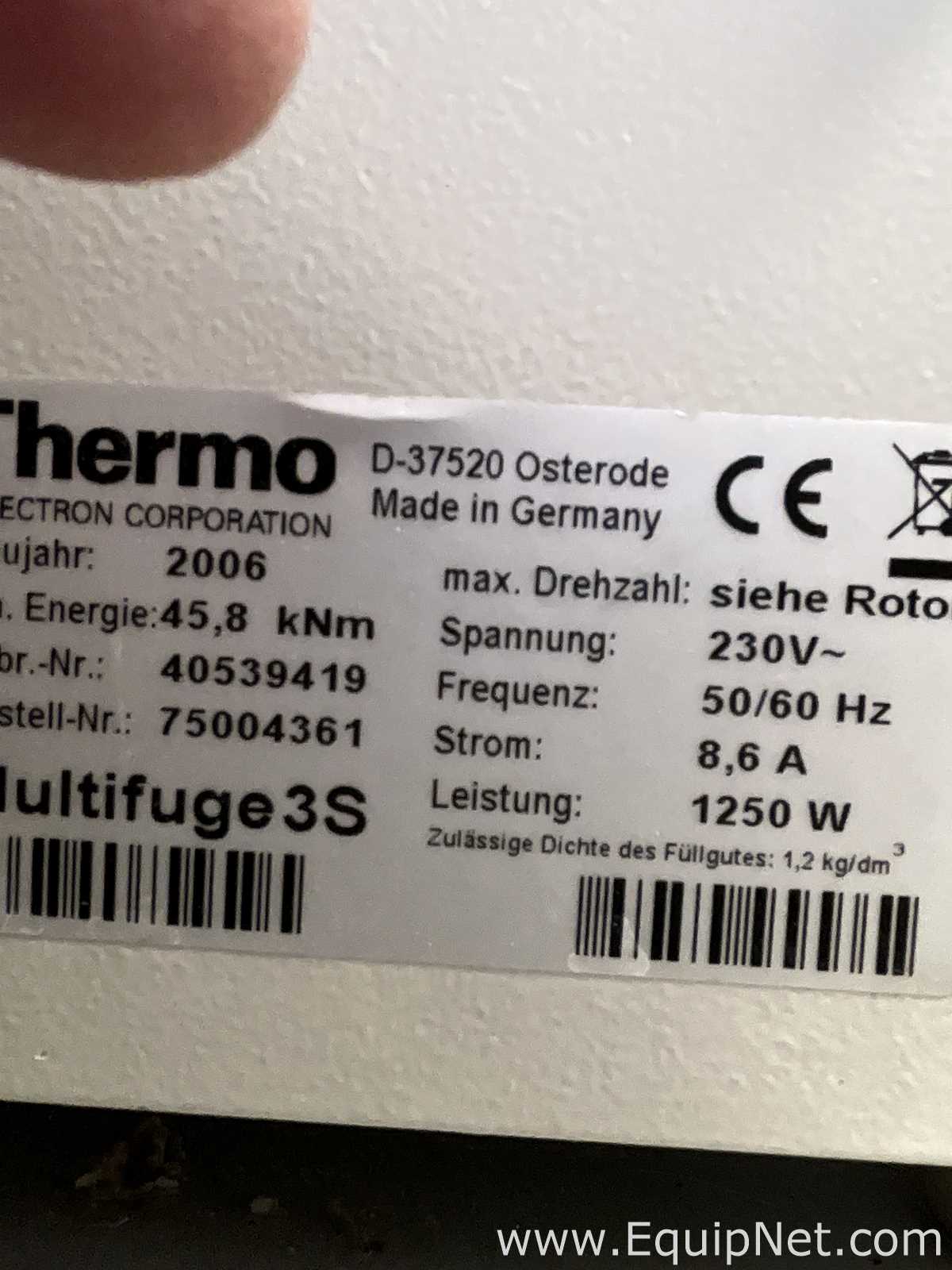 Centrífuga para Laboratórios Thermo Electron Corporation Multifuge 3S