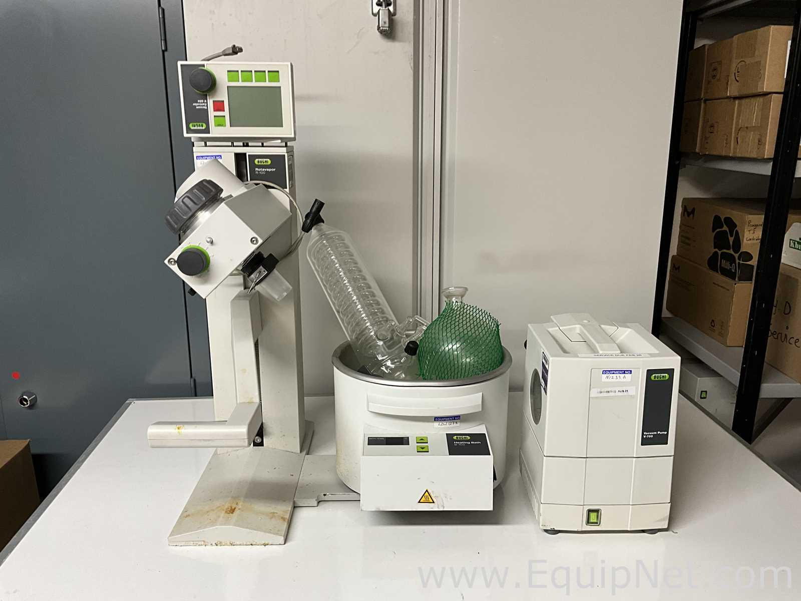 Buchi Labortechnik AG R-100 Evaporator With B-100 Heating Bath V-700 Vacuum Pump and V-850 Interface
