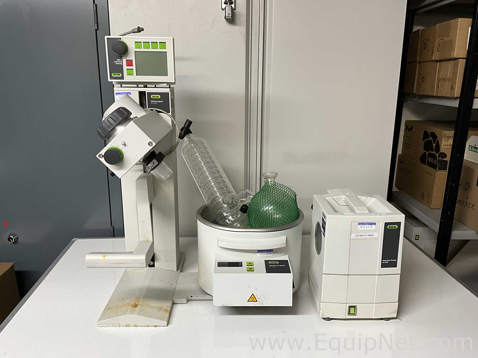 Buchi Labortechnik AG R-100 Evaporator With B-100 Heating Bath V-700 Vacuum Pump and V-850 Interface