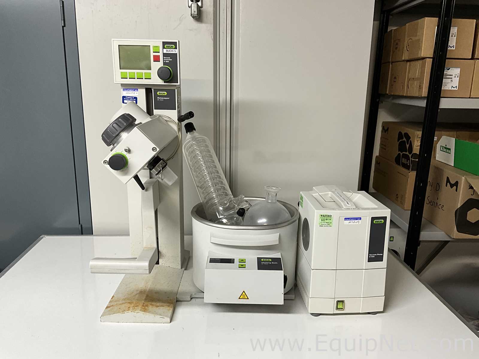 Buchi Labortechnik AG R-100 Evaporator With B-100 Heating Bath V-700 Vacuum Pump and V-850 Interface