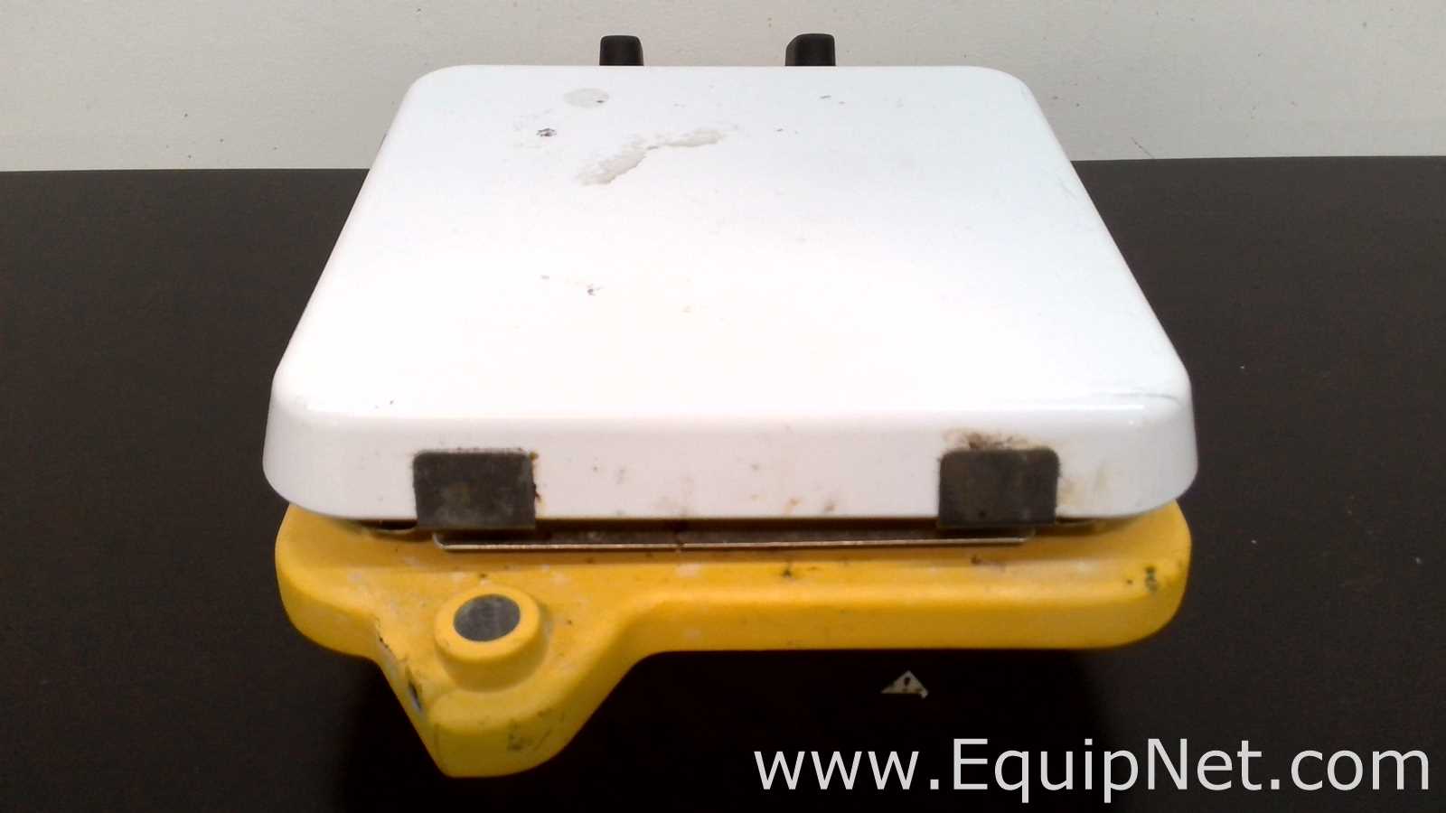 Lot of Stirrers and Stirring Hot Plates