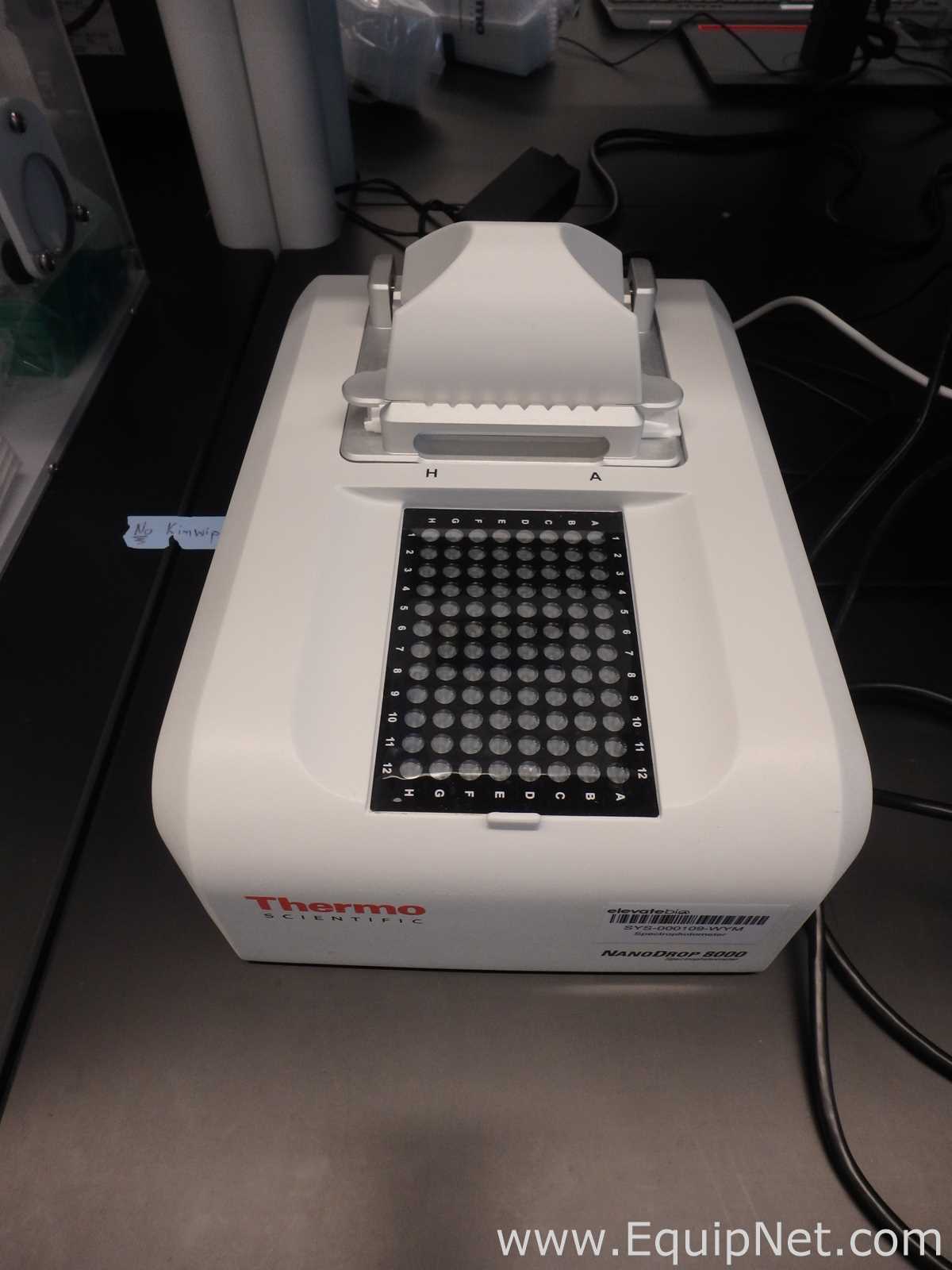 Thermo Scientific NanoDrop 8000 Spectrophotometer