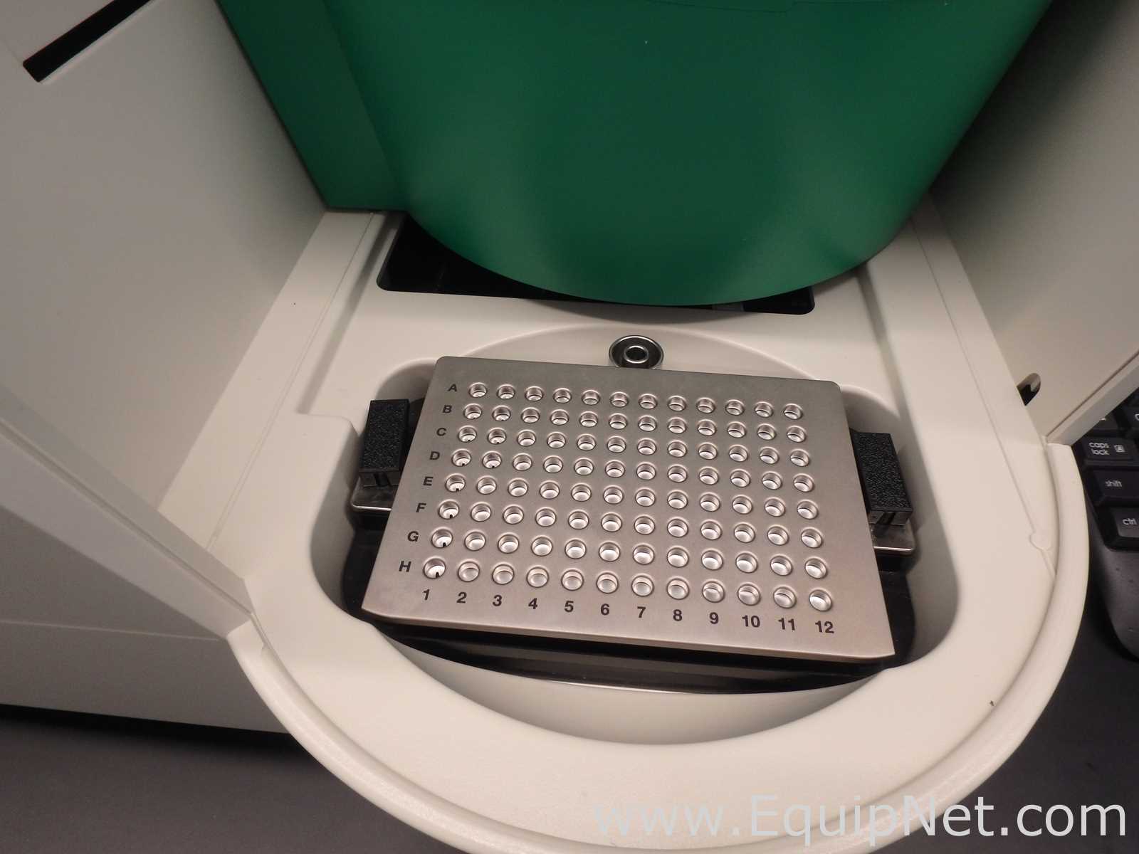 Bio Rad QX200 Droplet Reader