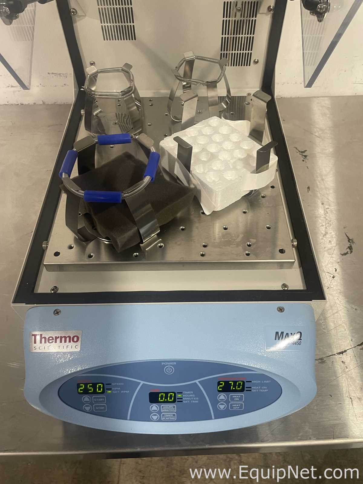 Thermo Scientific MaxQ 4450 Incubating Orbital Shaker