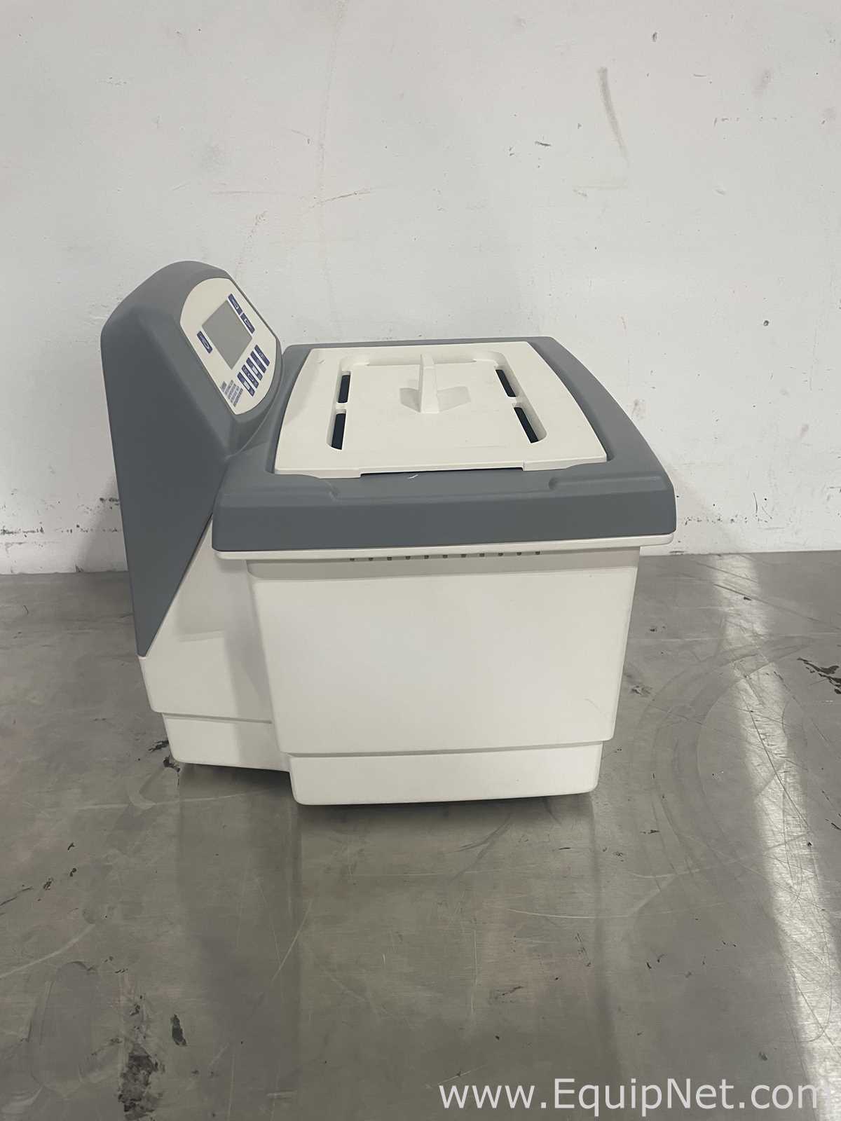 Fisher Scientific Fisherbrand Ultrasonic Bath