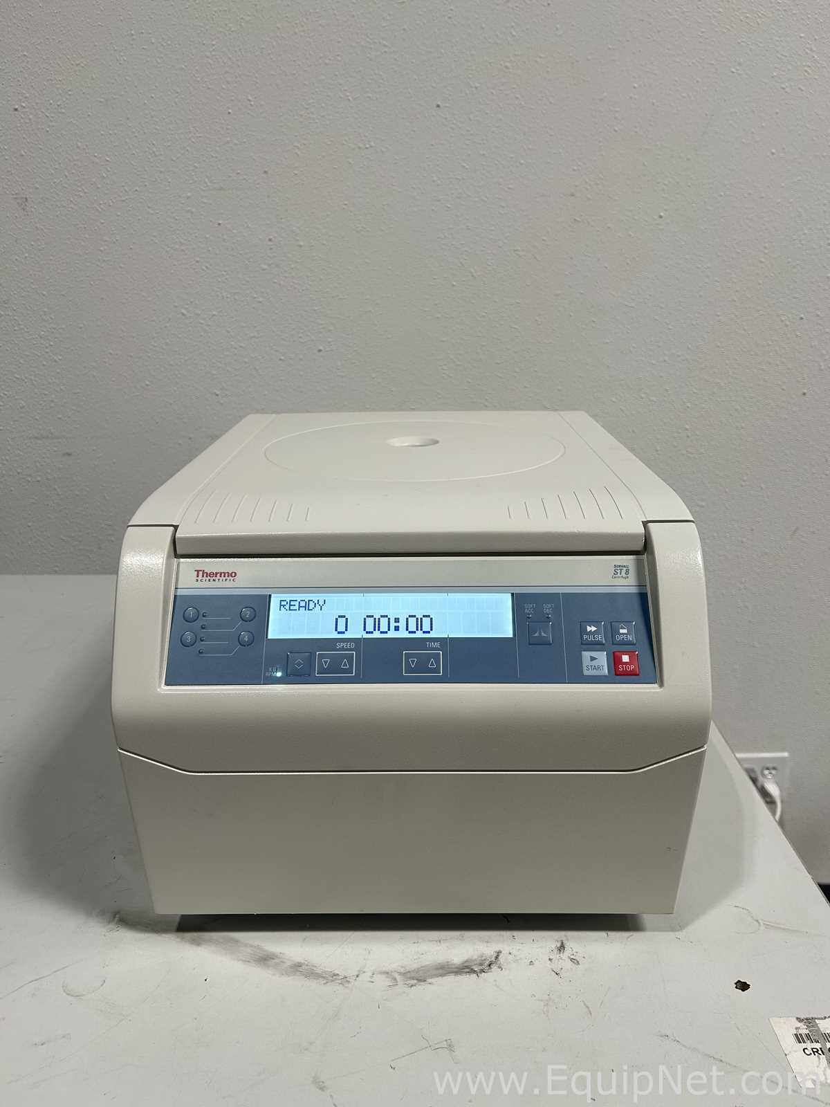 Centrífuga para Laboratórios Thermo Fisher Scientific Sorvall ST8