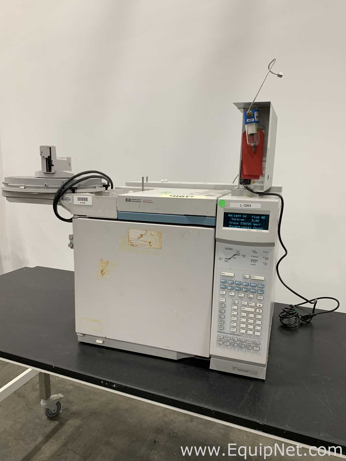 Hewlett Packard 6890 Gas Chromatograph with Sample Tray