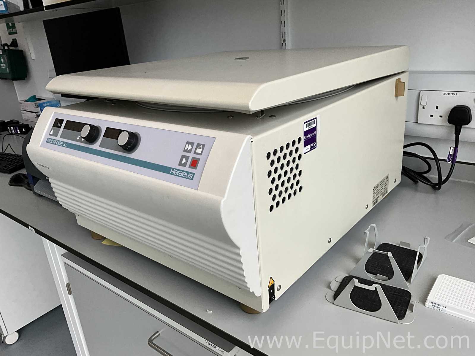 Centrífuga para Laboratórios Kendro Laboratory Products Multifuge 3L