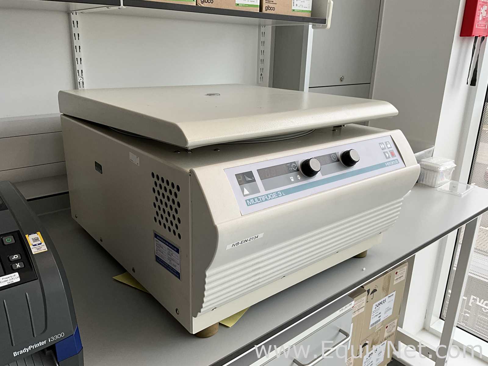 Centrífuga para Laboratórios Kendro Laboratory Products Multifuge 3L