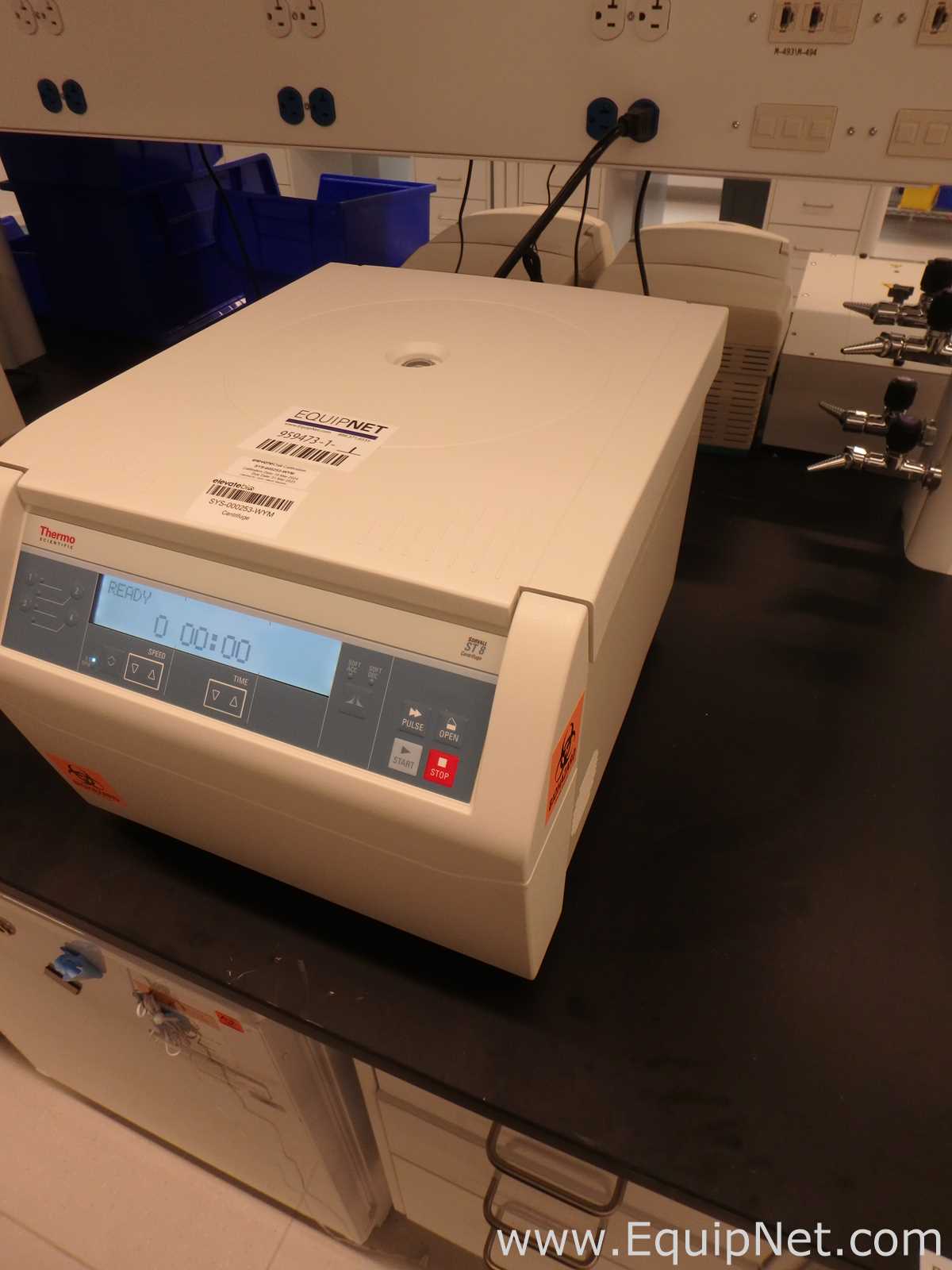 Centrífuga para laboratorio Thermo Scientific Sorvall ST8