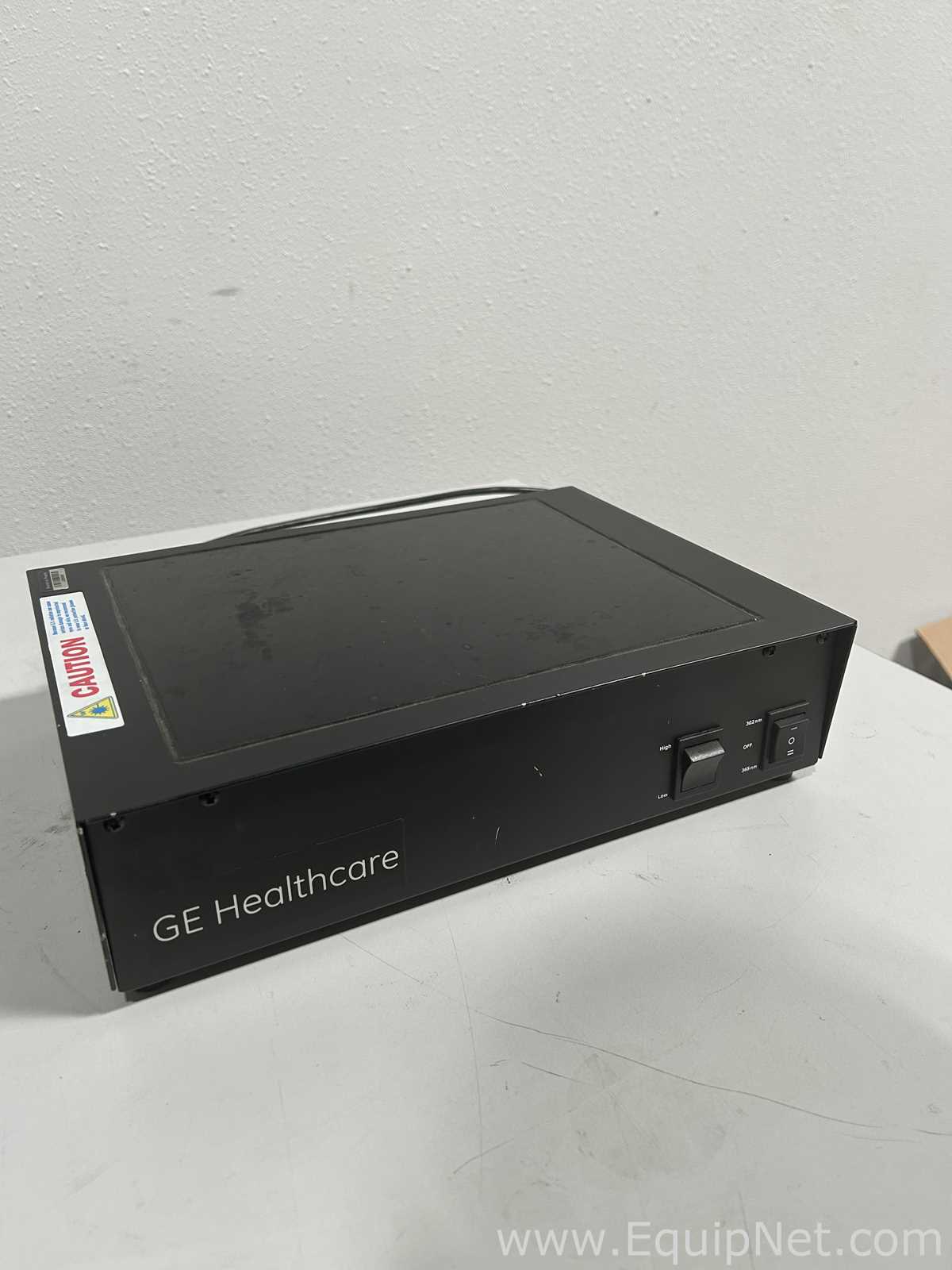 Fuente de Iluminación- Forense Alpha Innotech Corp ATI26D