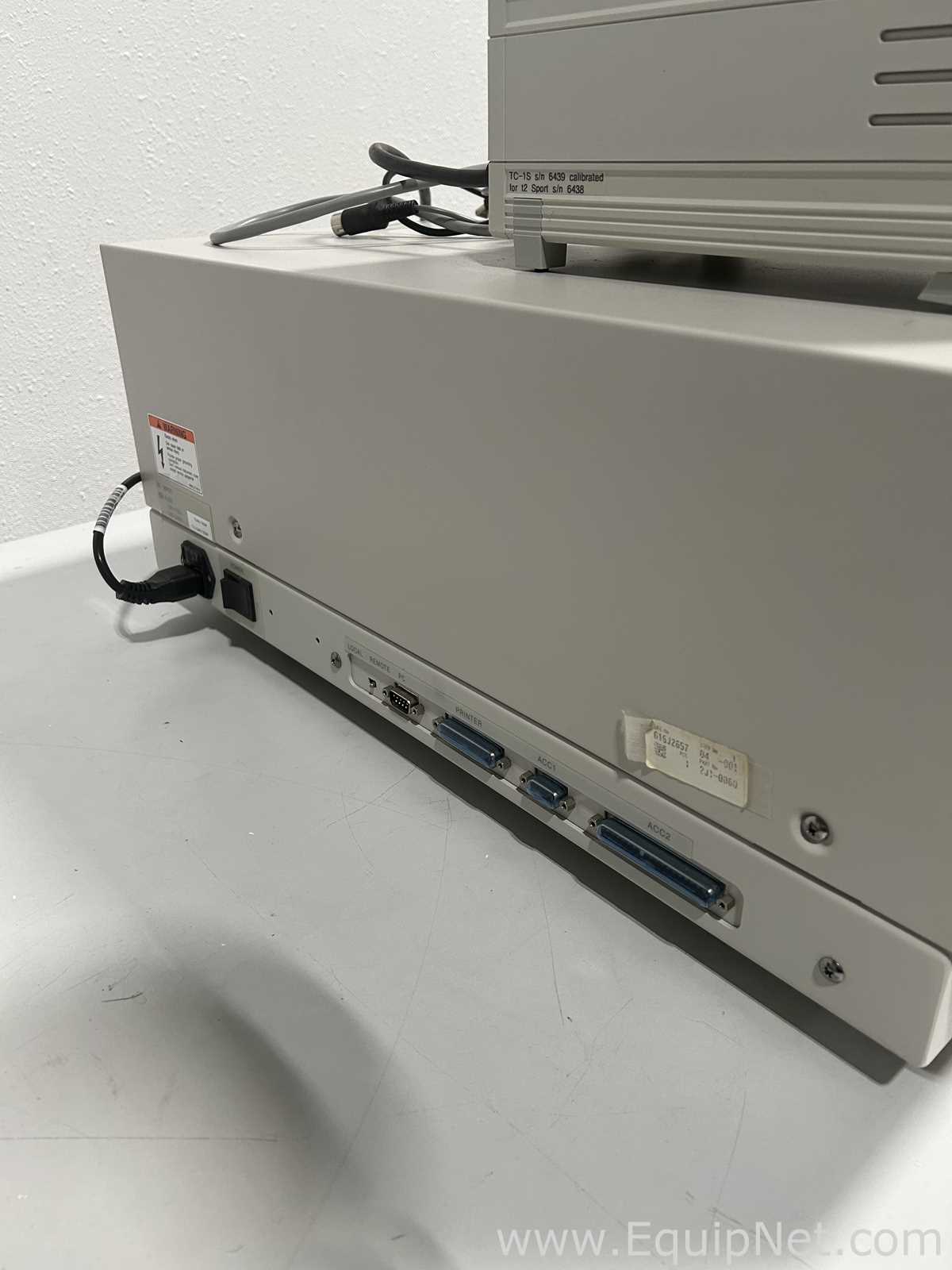 Espectrofotómetro Hitachi U-2910