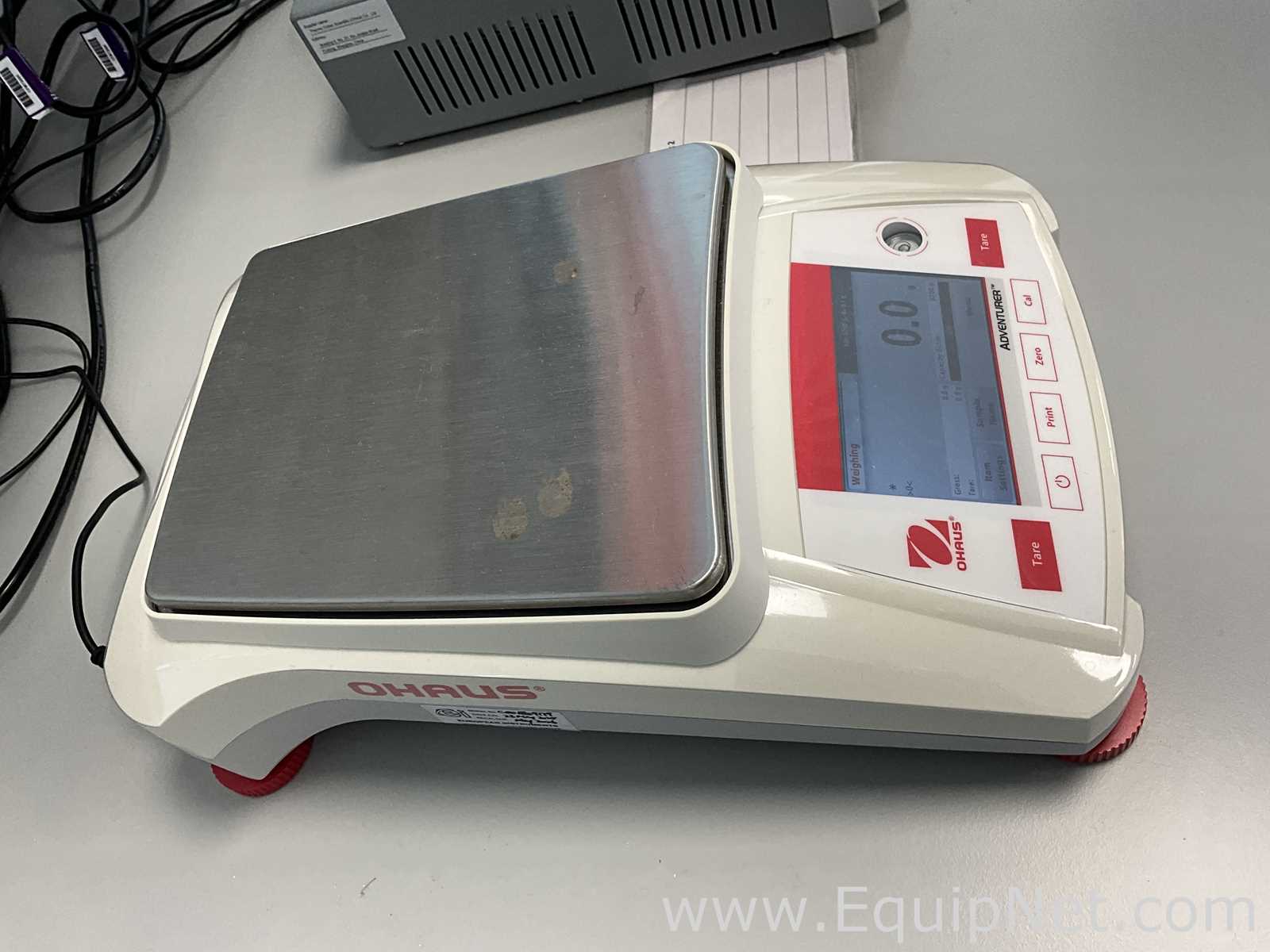Balança de Laboratório Ohaus Corporation AX8201/E
