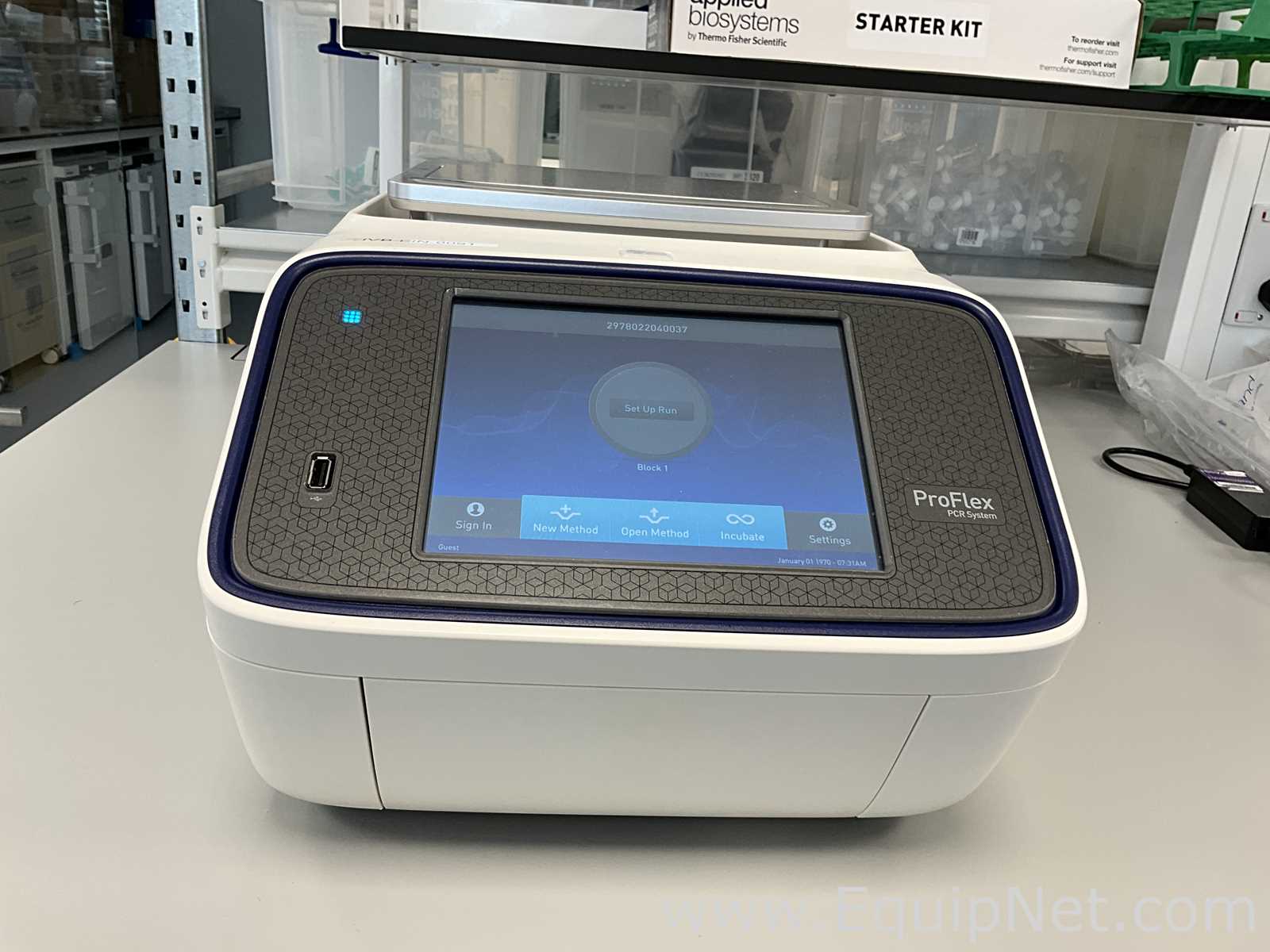 Applied Biosystems ProFlex Base PCR System