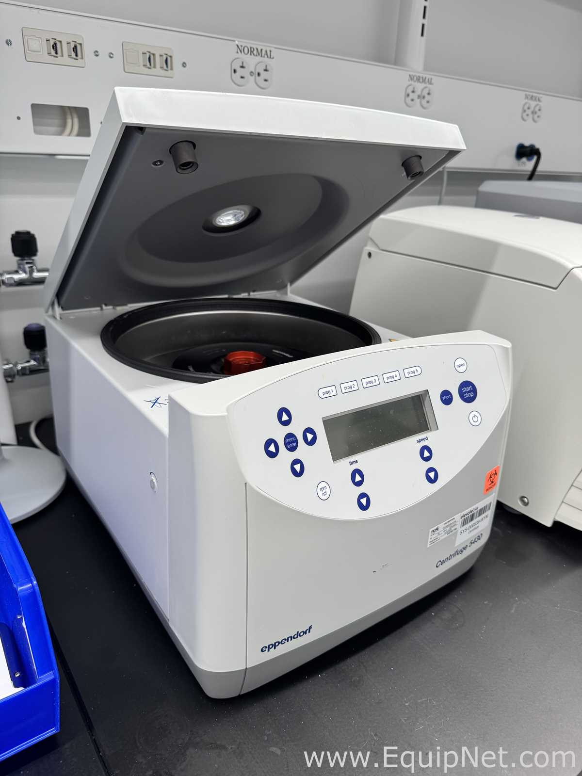 Centrífuga para Laboratórios Eppendorf 5430