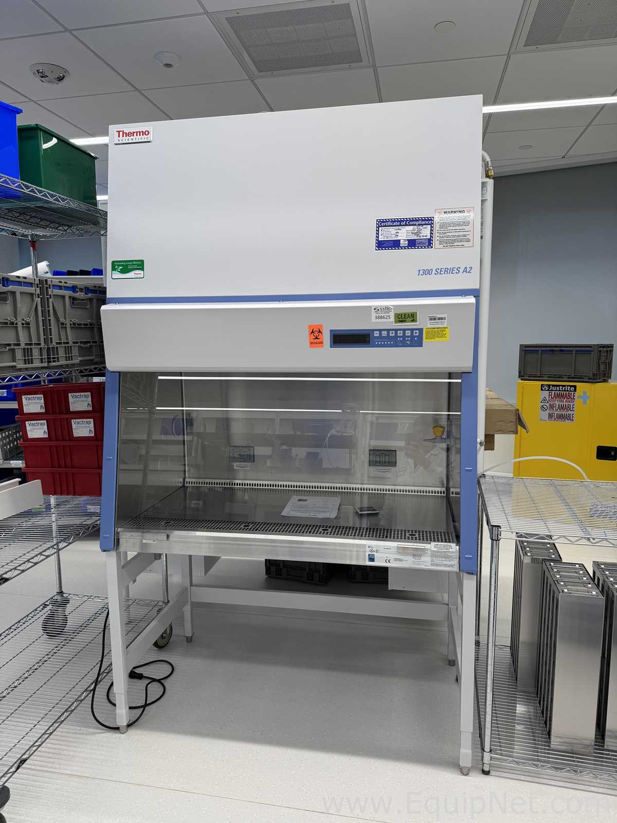 Cabine de Segurança Biológica Thermo Scientific 1375