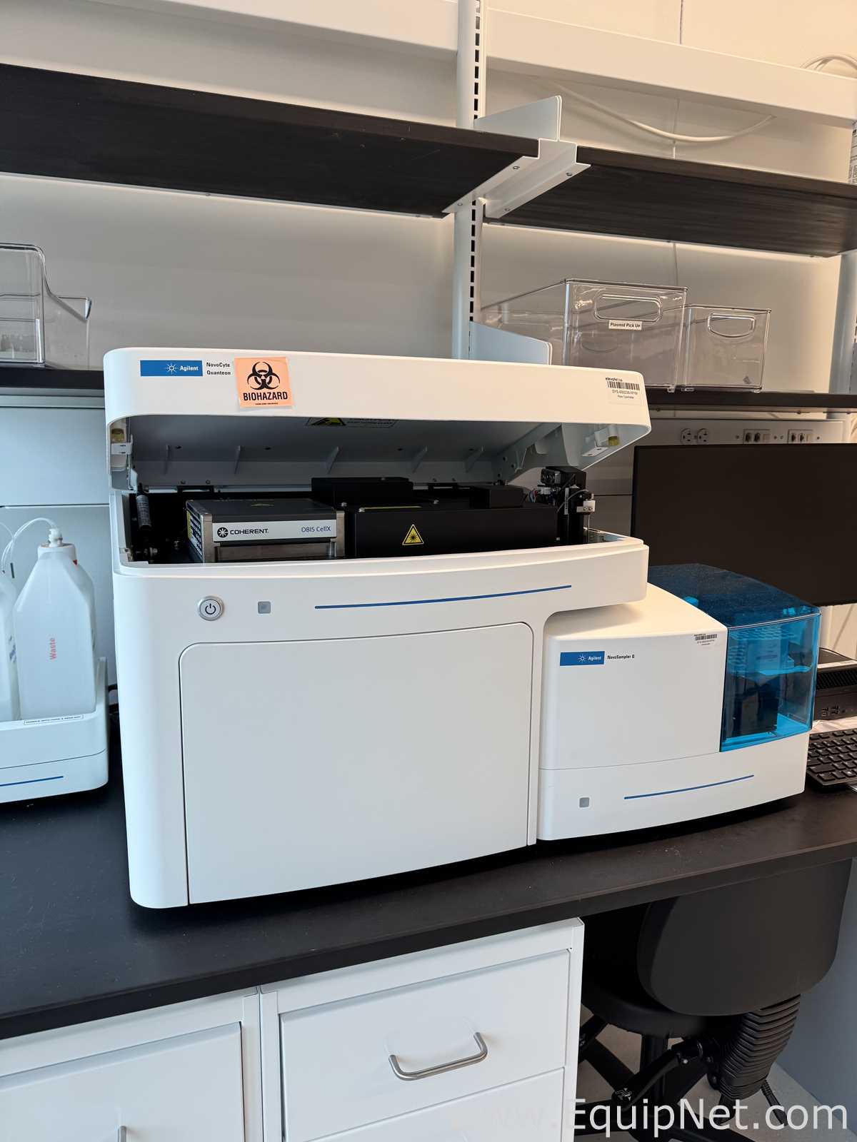 Agilent Technologies NovoCyte Quanteon Flow Cytometer - NovoSampler Q And NovoCyte FluidicsStationII