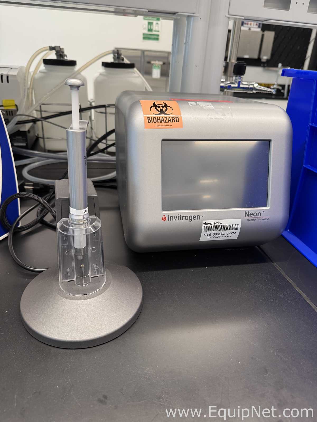 Invitrogen MPK5000 Neon Transfection System