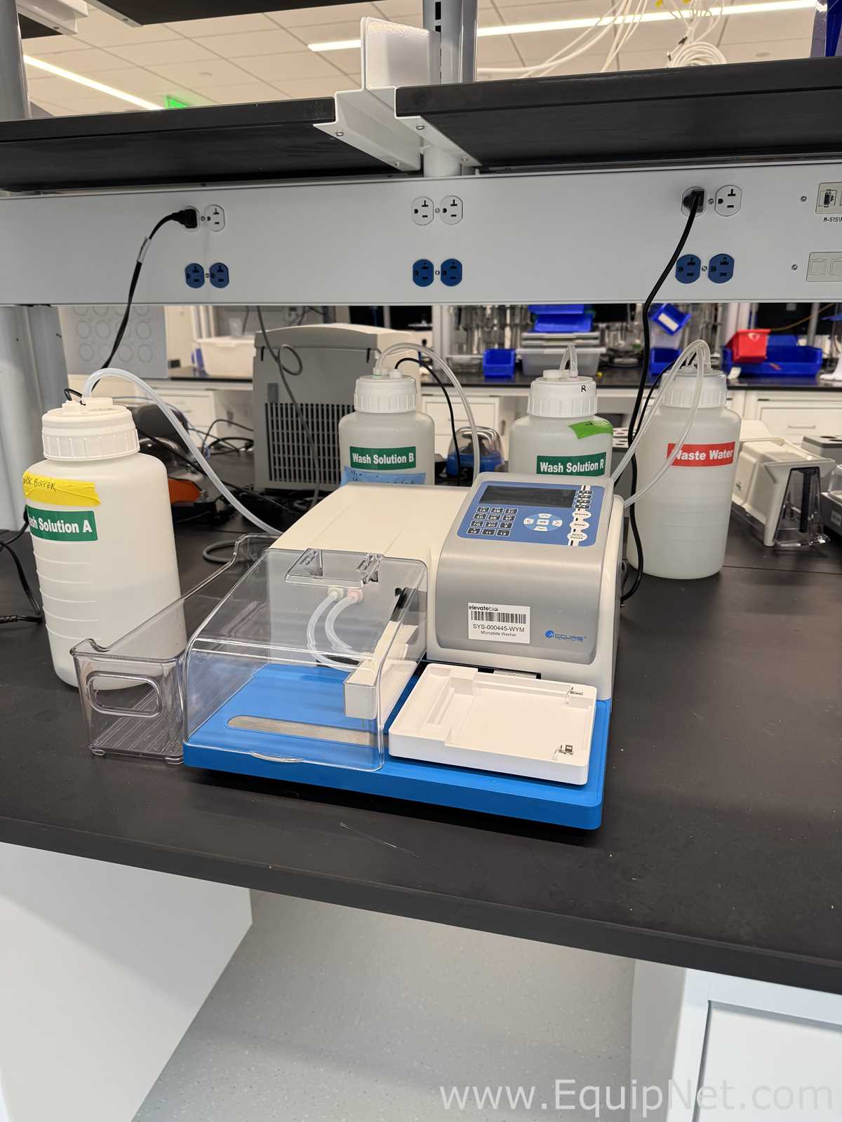 Accuris Instruments MW9600 Microplate Washer With Plastic Bottles